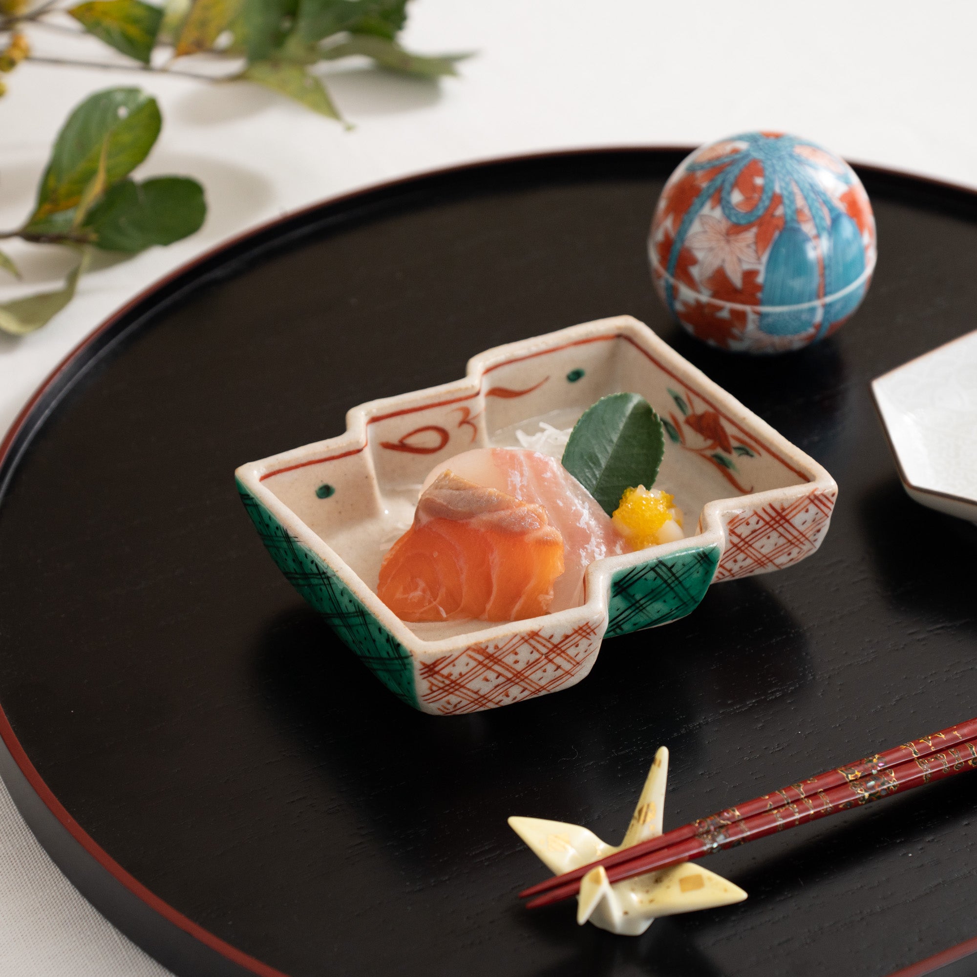 Auspicious Akae Faceted Side Plate