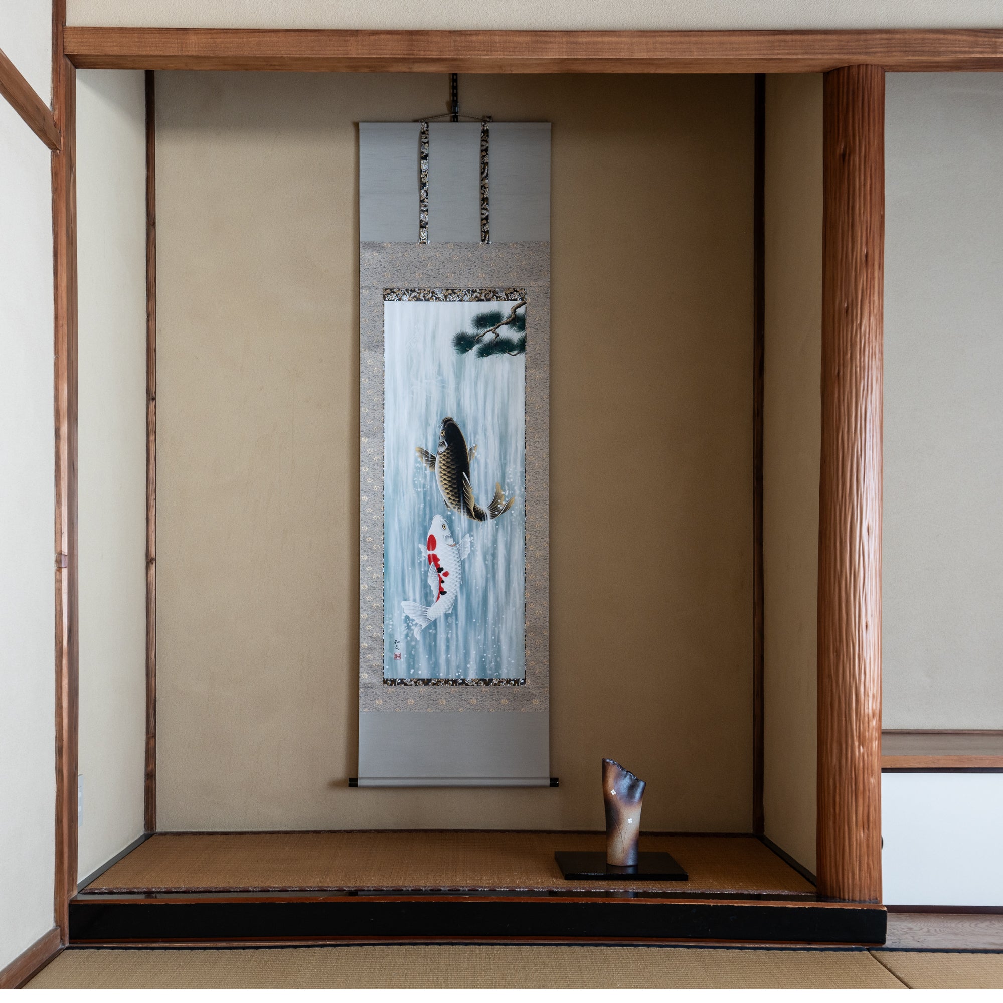 Fortune-Ascending Koi Kakejiku Hanging Scroll