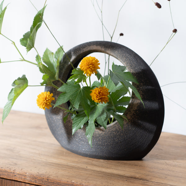 Ash Ring Shigaraki Ware Ikebana Flower Vase