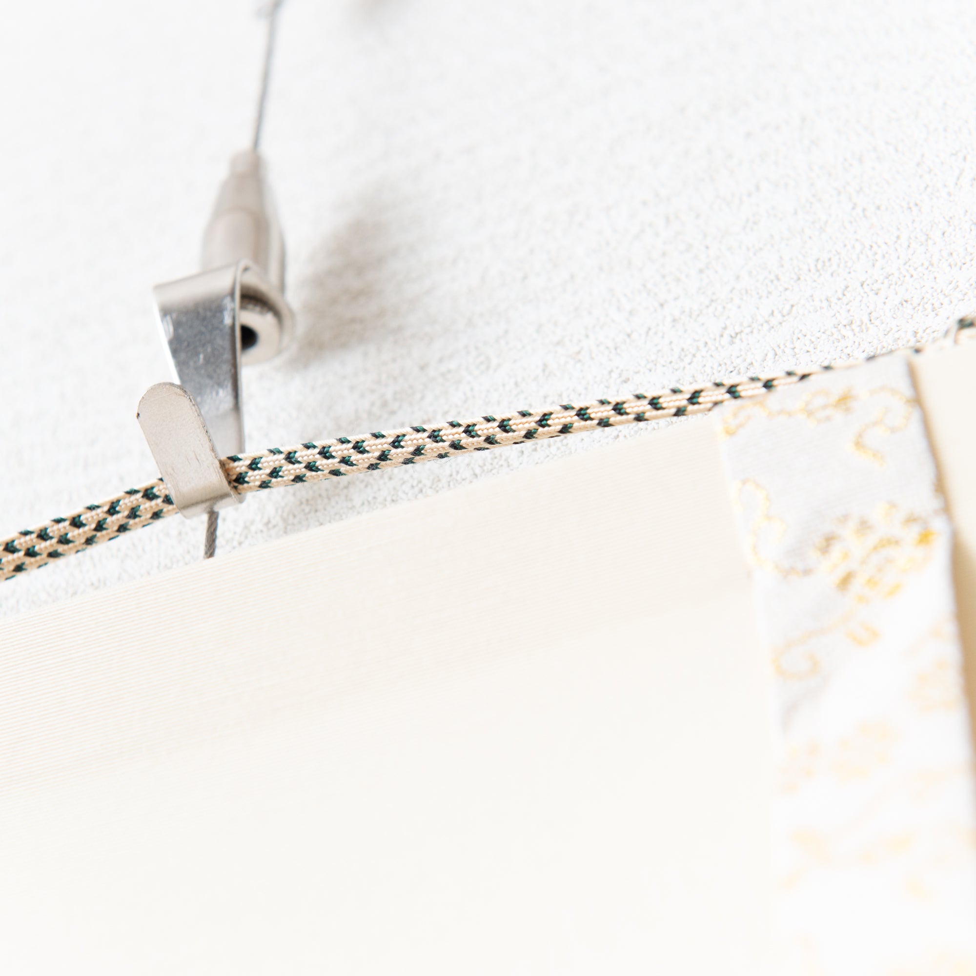 Warbler Among Plum Blossoms Kakejiku Hanging Scroll