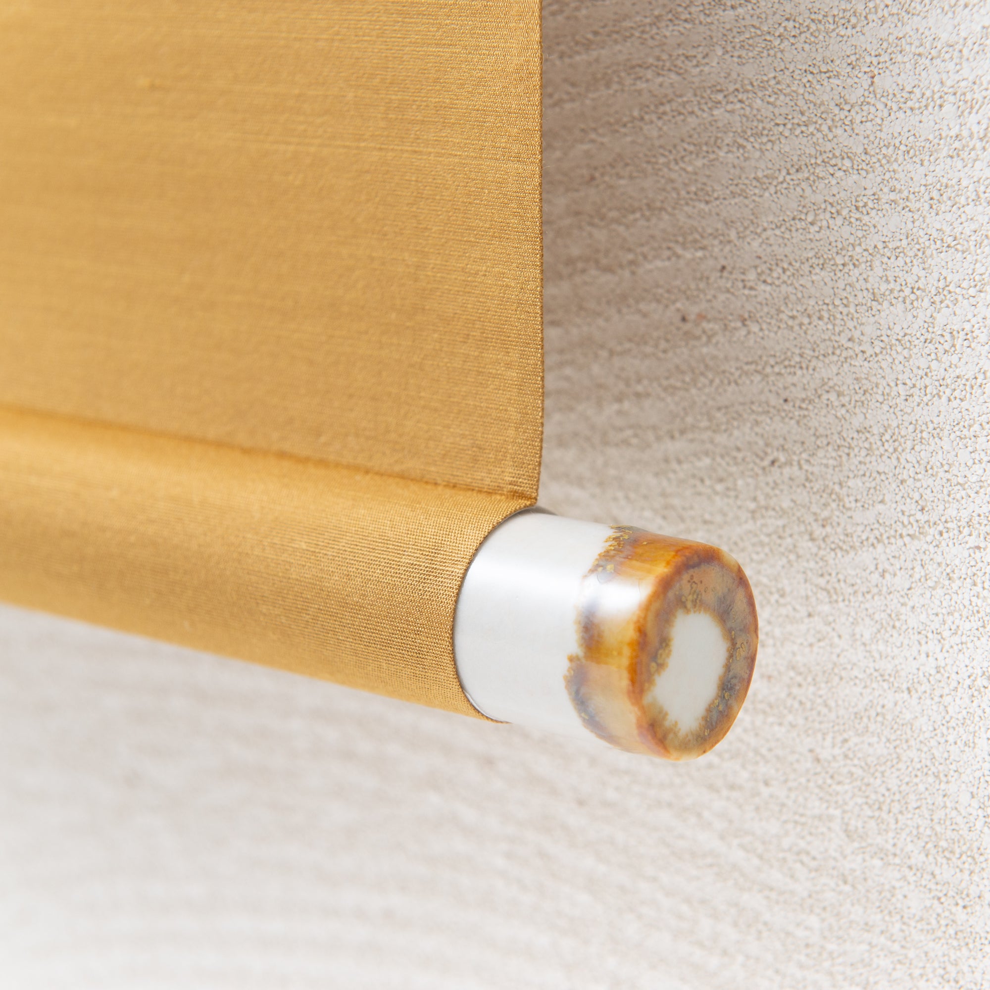 Red Plum Blossoms with Warbler Kakejiku Hanging Scroll