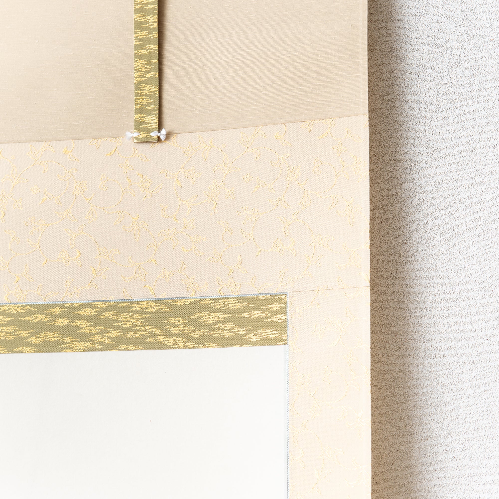 Cat and Butterfly Kakejiku Hanging Scroll