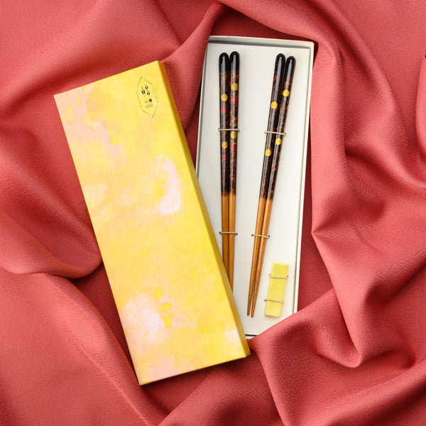 Matsukan Crystal Gold and Pink Moon Wakasa Lacquerware Chopsticks Set 22.5 cm (8.9 in) with Chopstick Rests (Set of Two)