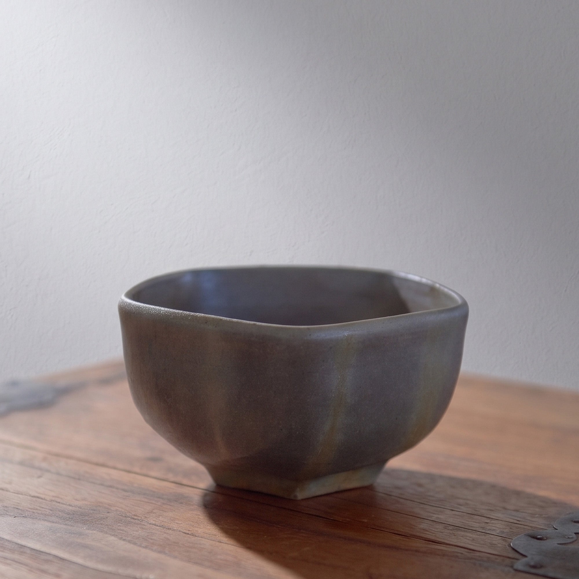 Ao-Bizen Five-Sided Matcha Bowl