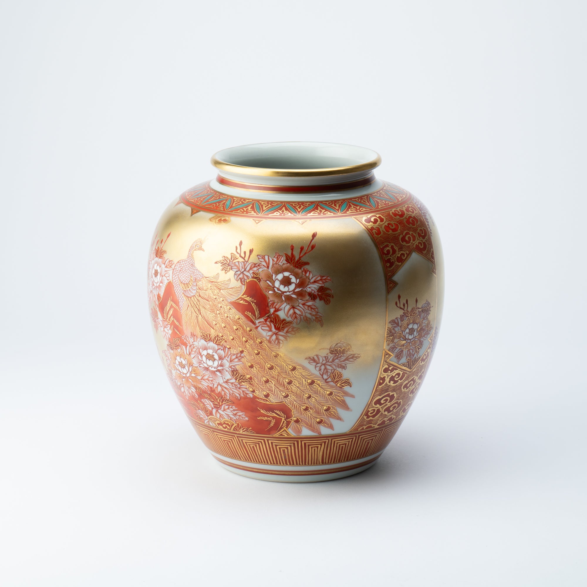 Nakada Kingyoku Shoza Style Kutani Ware Flower Vase