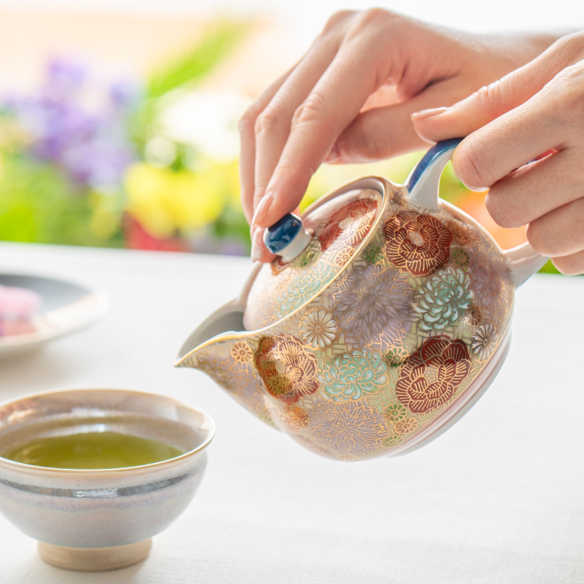 Hanazume Teapot