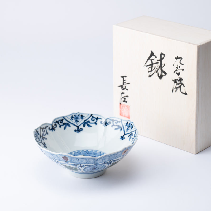 Myousen Toubou Auspicious Pattern Sakura-Shaped Kutani Bowl 6.7 in