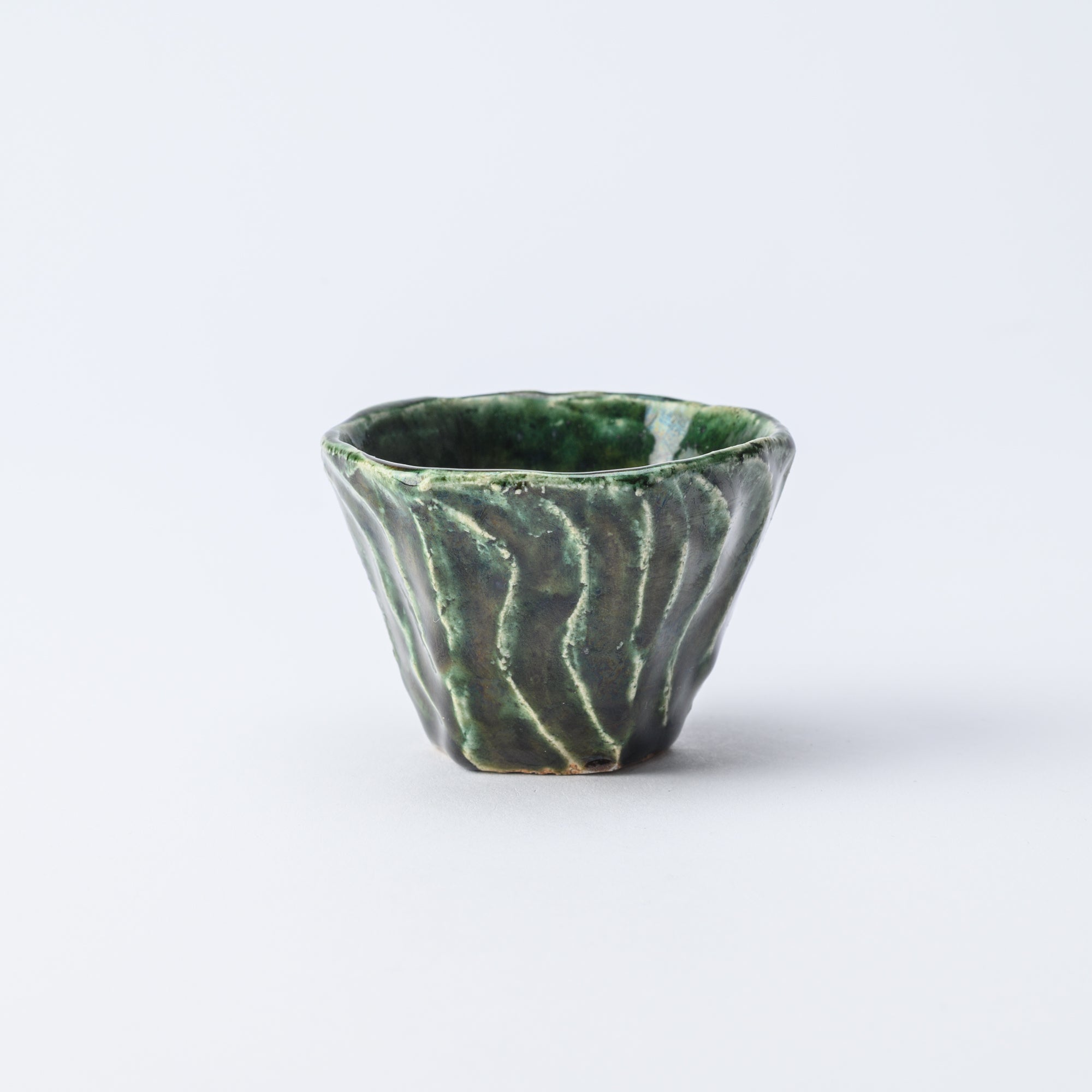 Musashi Kiln Oribe Wave Mino Ware Hexagonal Guinomi Sake Cup