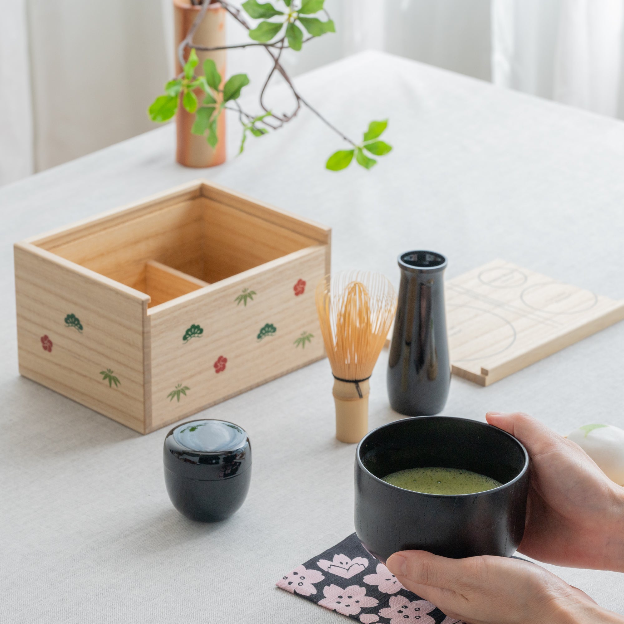 Yu-Chabako Wood Grain Matcha Tea Set