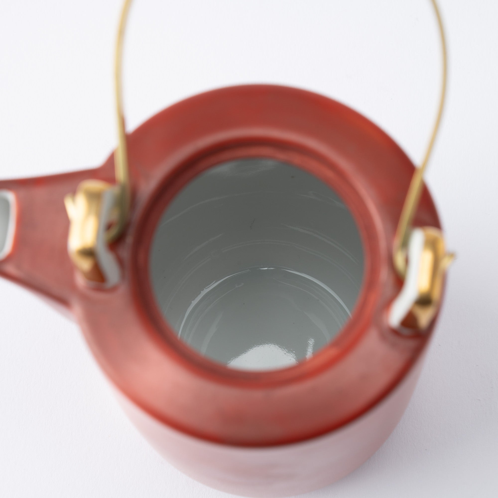 Bengara Red Tall Sake Pot