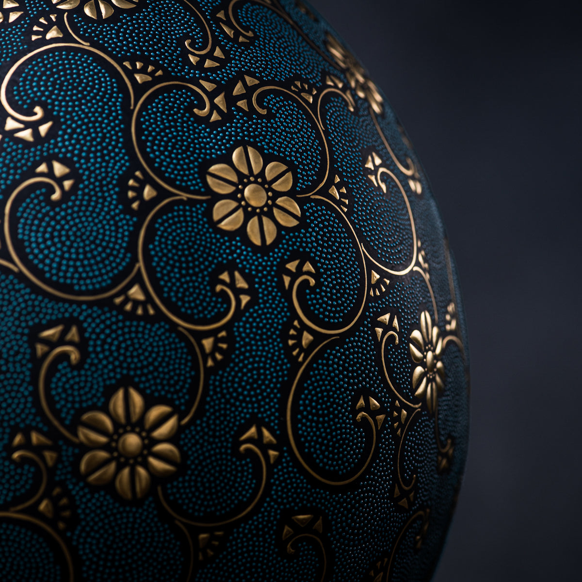 Morikin Floral Arabesque Aochibu Ovale Vase
