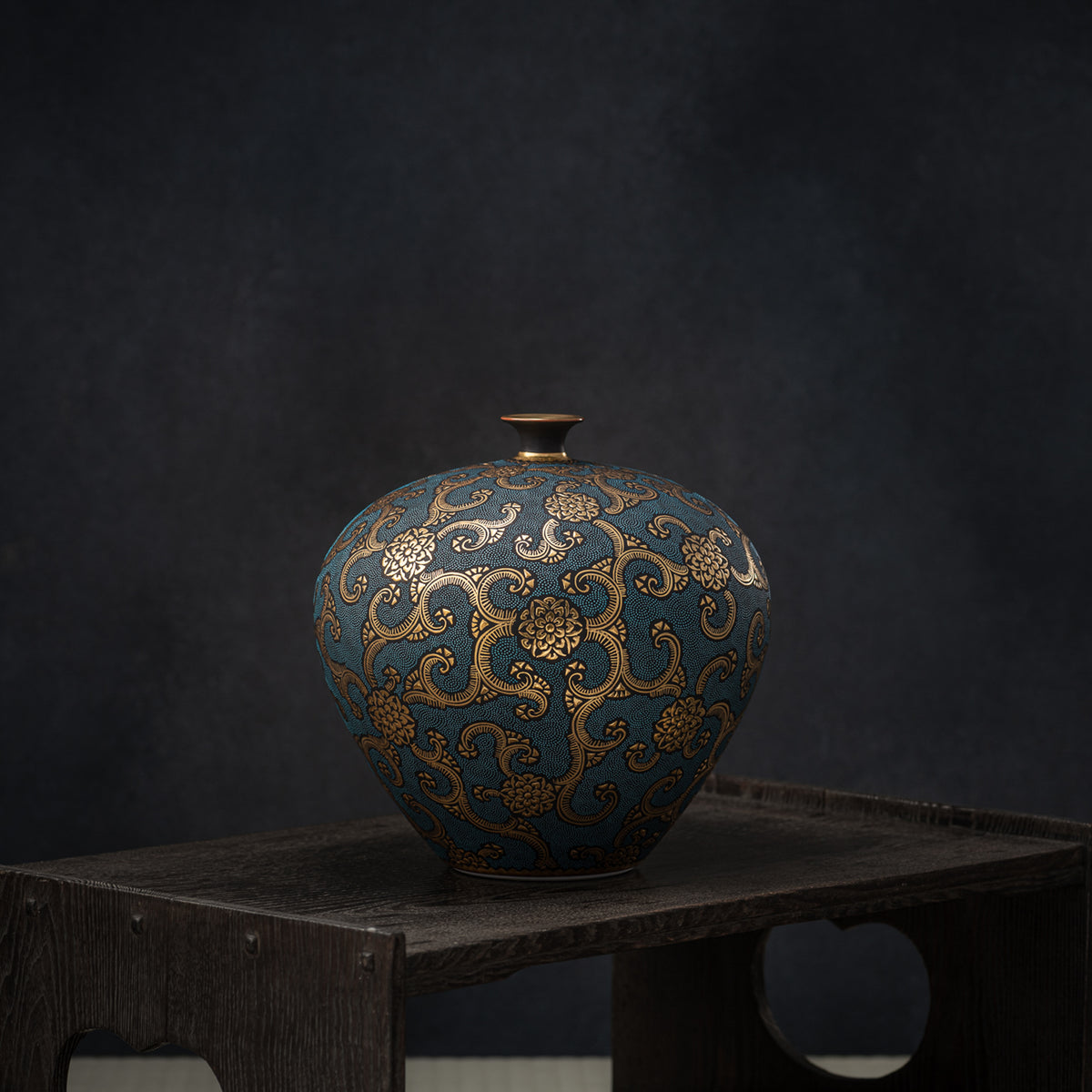 Morikin Floral Arabesque Aochibu Runde Vase