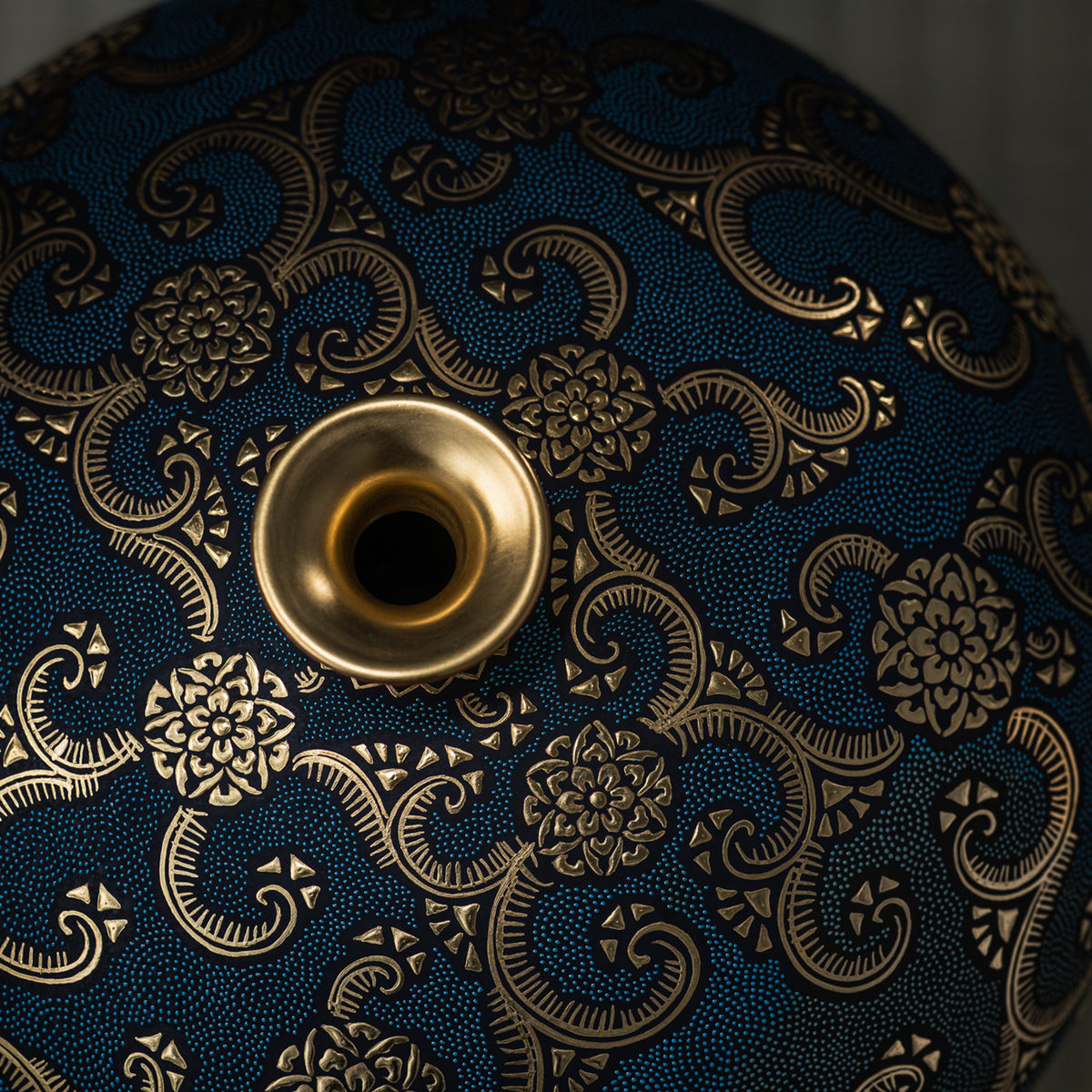Morikin Floral Arabesque Aochibu Runde Vase