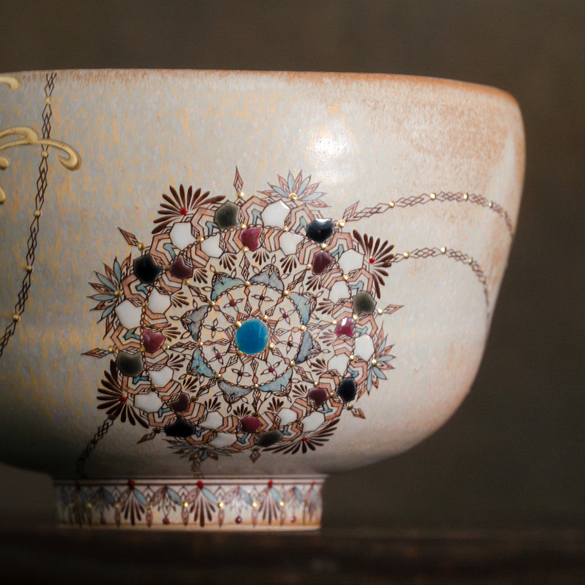 Ebicha-Saibyo Window with Gold