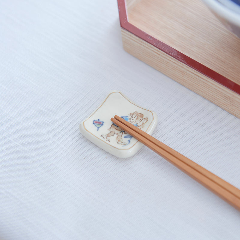 Tosen Kiln New Year Kiyomizu Ware Chopstick Rest Set