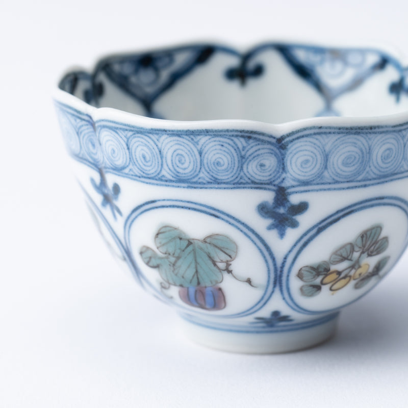 Myousen Toubou Auspicious Pattern Kutani Guinomi Sake Cup