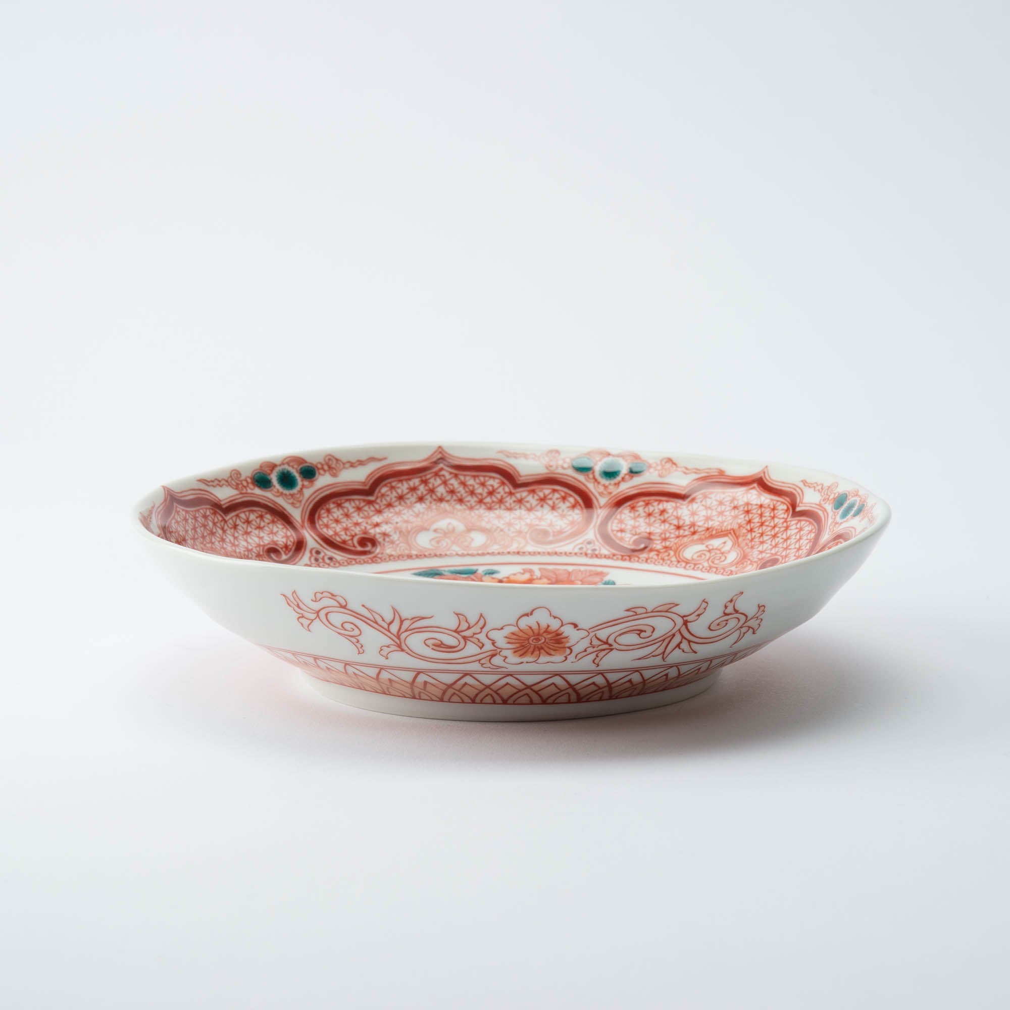 Akae Peony Kutani Serving Bowl - MUSUBI KILN - Quality Japanese Tableware and Gift