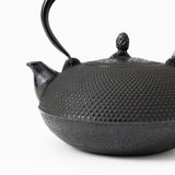 Arare Nambu Ironware Cast Iron Kettle - MUSUBI KILN - Quality Japanese Tableware and Gift