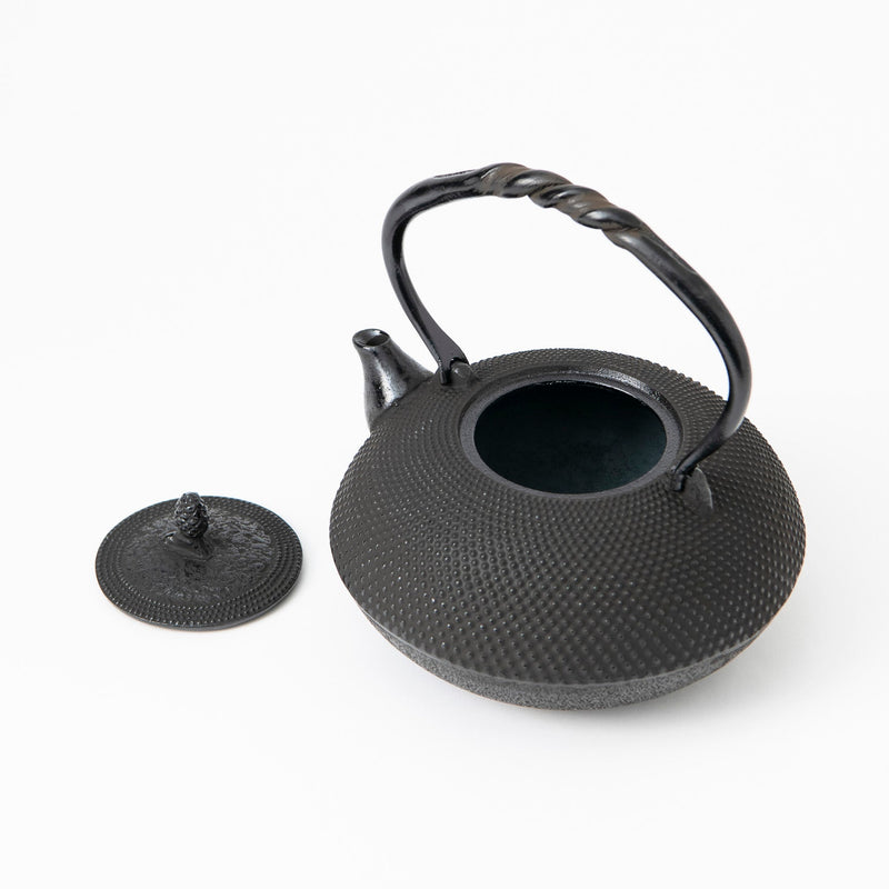 Arare Nambu Ironware Cast Iron Kettle - MUSUBI KILN - Quality Japanese Tableware and Gift