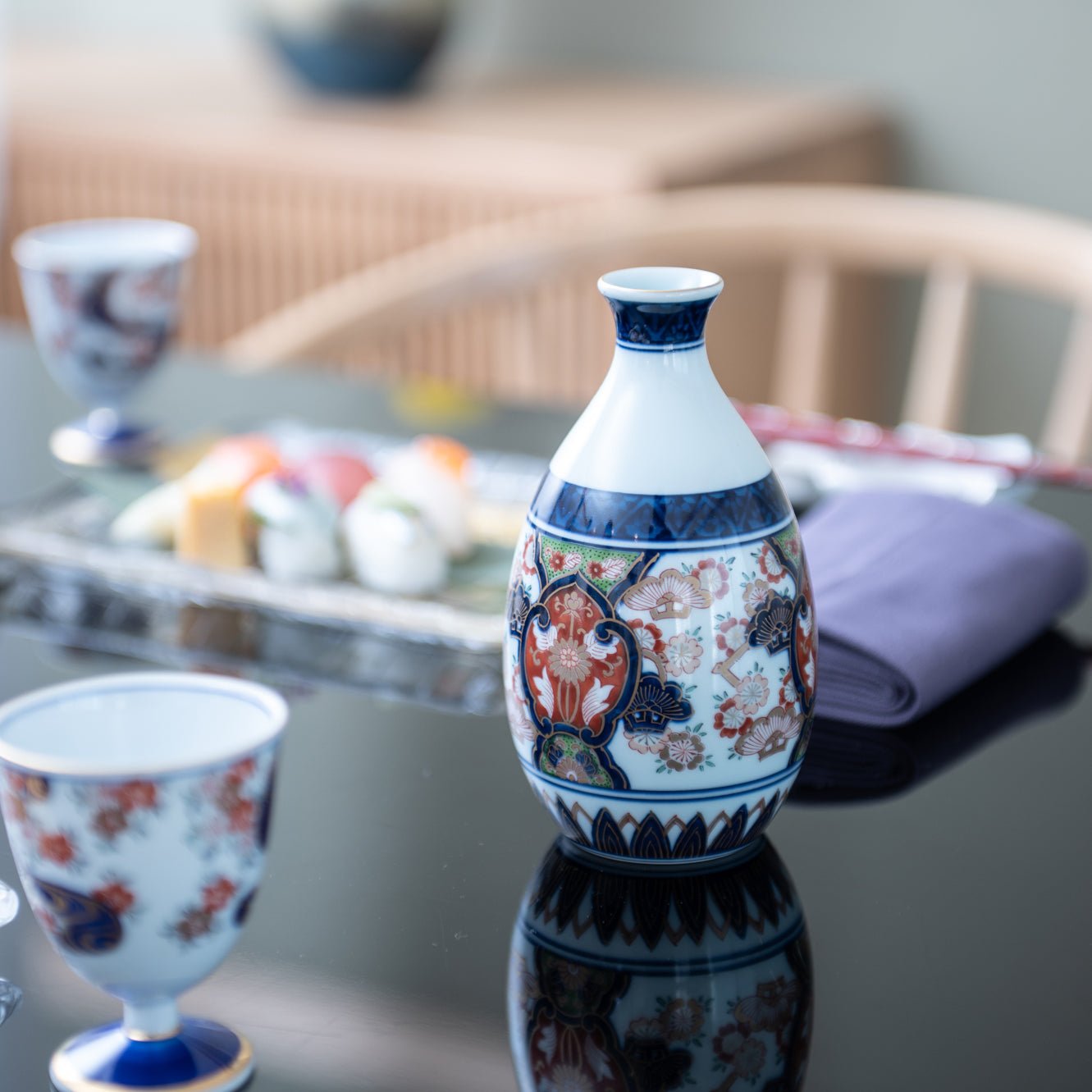 Arita Porcelain Lab Yazaemon "Old Imari" Sakura Sake Set - MUSUBI KILN - Quality Japanese Tableware and Gift