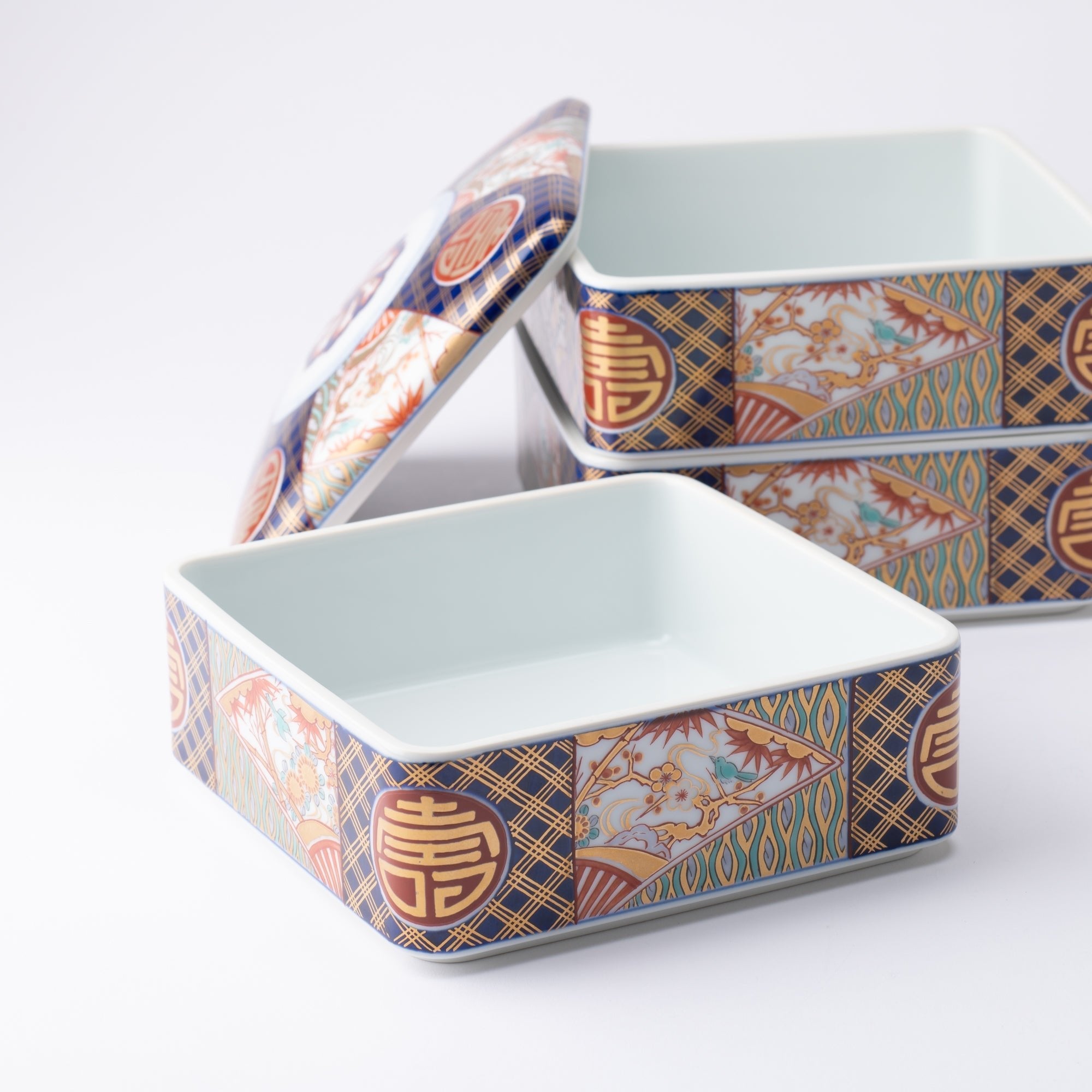 Arita Porcelain Lab Yazaemon Somenishiki "Kotobuki" Pattern Three - tier Food Box - MUSUBI KILN - Quality Japanese Tableware and Gift