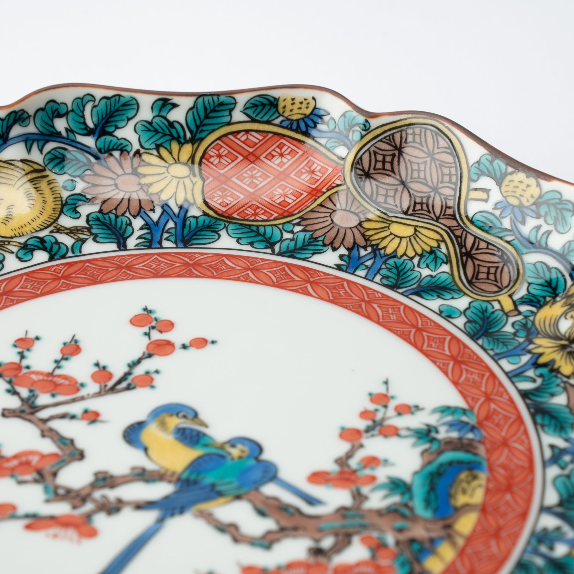 Art Styles of the Past Ko - Kutani Kutani Decorative Plate - MUSUBI KILN - Quality Japanese Tableware and Gift