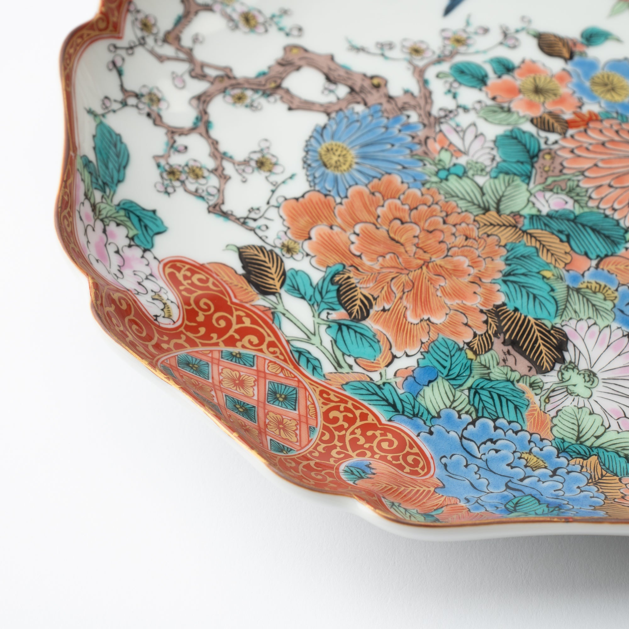 Art Styles of the Past Shoza Kutani Decorative Plate - MUSUBI KILN - Quality Japanese Tableware and Gift