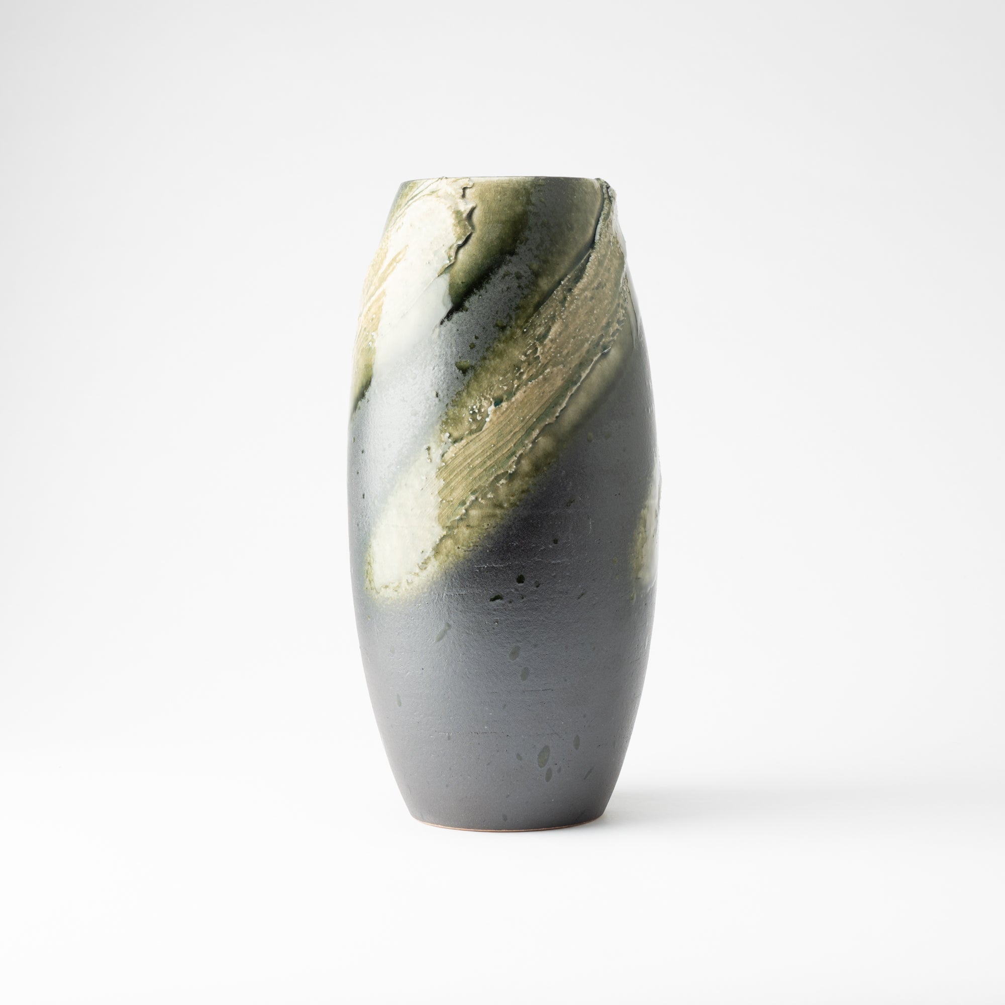 Ash Glaze Shigaraki Ware Flower Vase - MUSUBI KILN - Quality Japanese Tableware and Gift