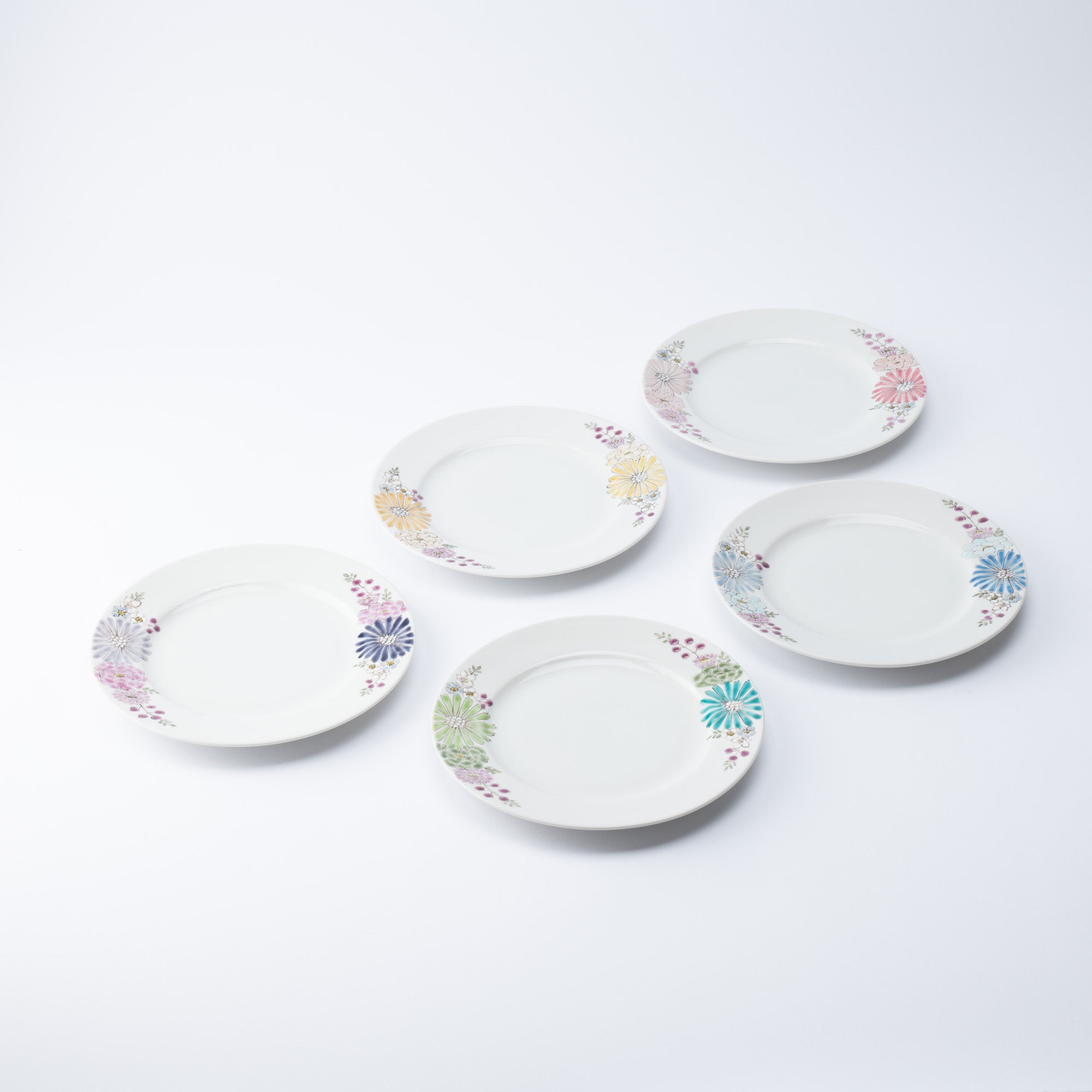 Atelier Yu Brilliant Flower Kutani Round Plate - MUSUBI KILN - Quality Japanese Tableware and Gift