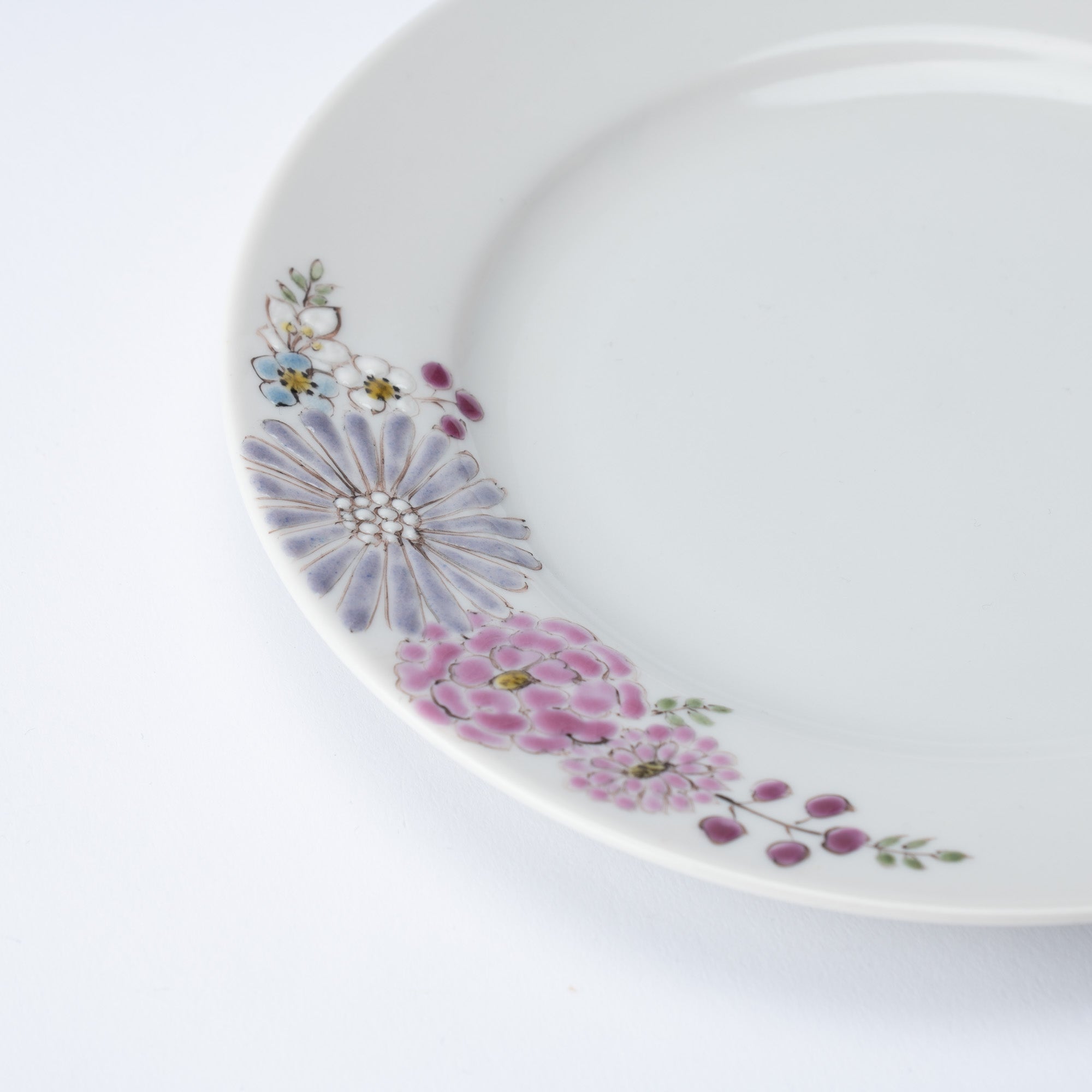 Atelier Yu Brilliant Flower Kutani Round Plate - MUSUBI KILN - Quality Japanese Tableware and Gift