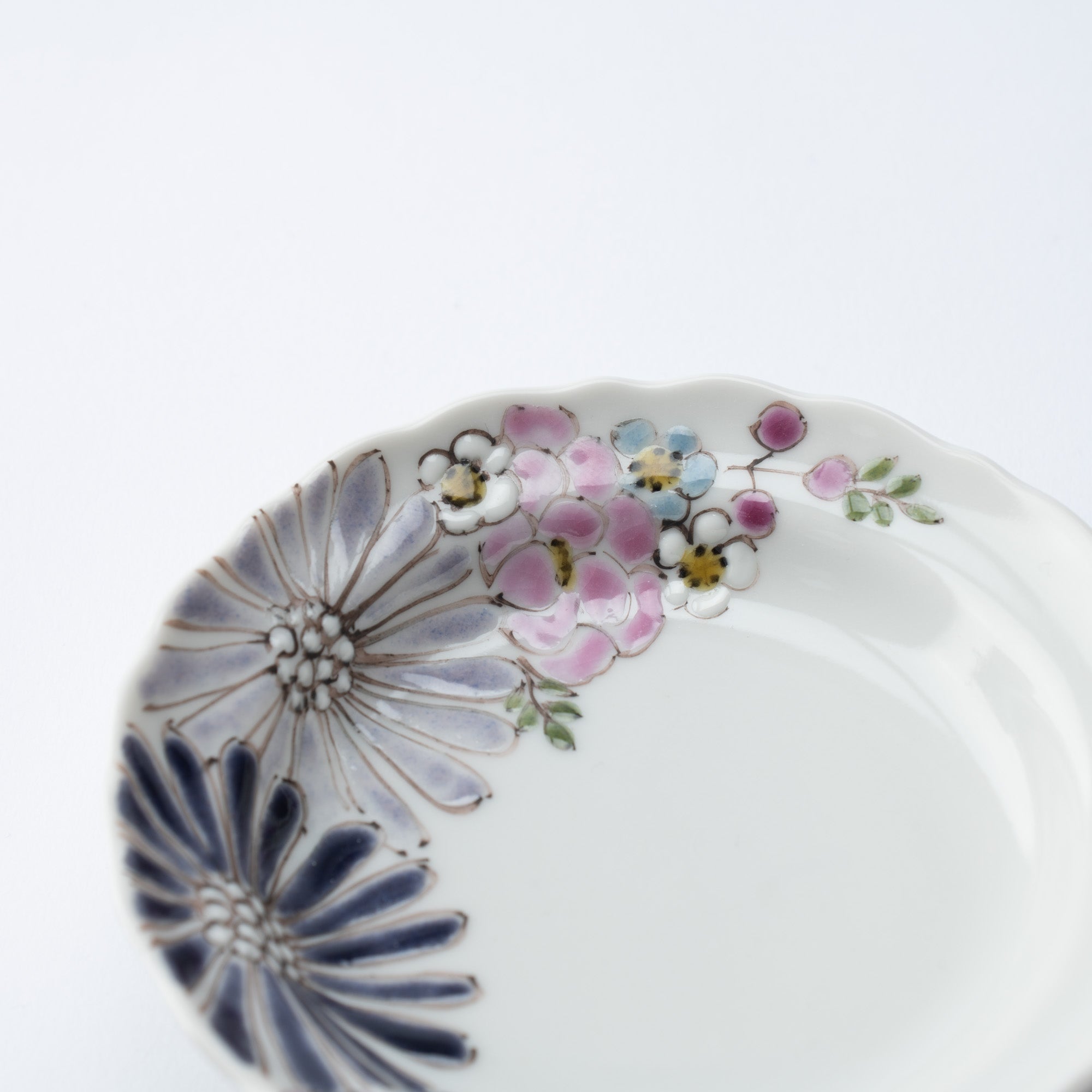 Atelier Yu Brilliant Flower Kutani Sauce Plate - MUSUBI KILN - Quality Japanese Tableware and Gift