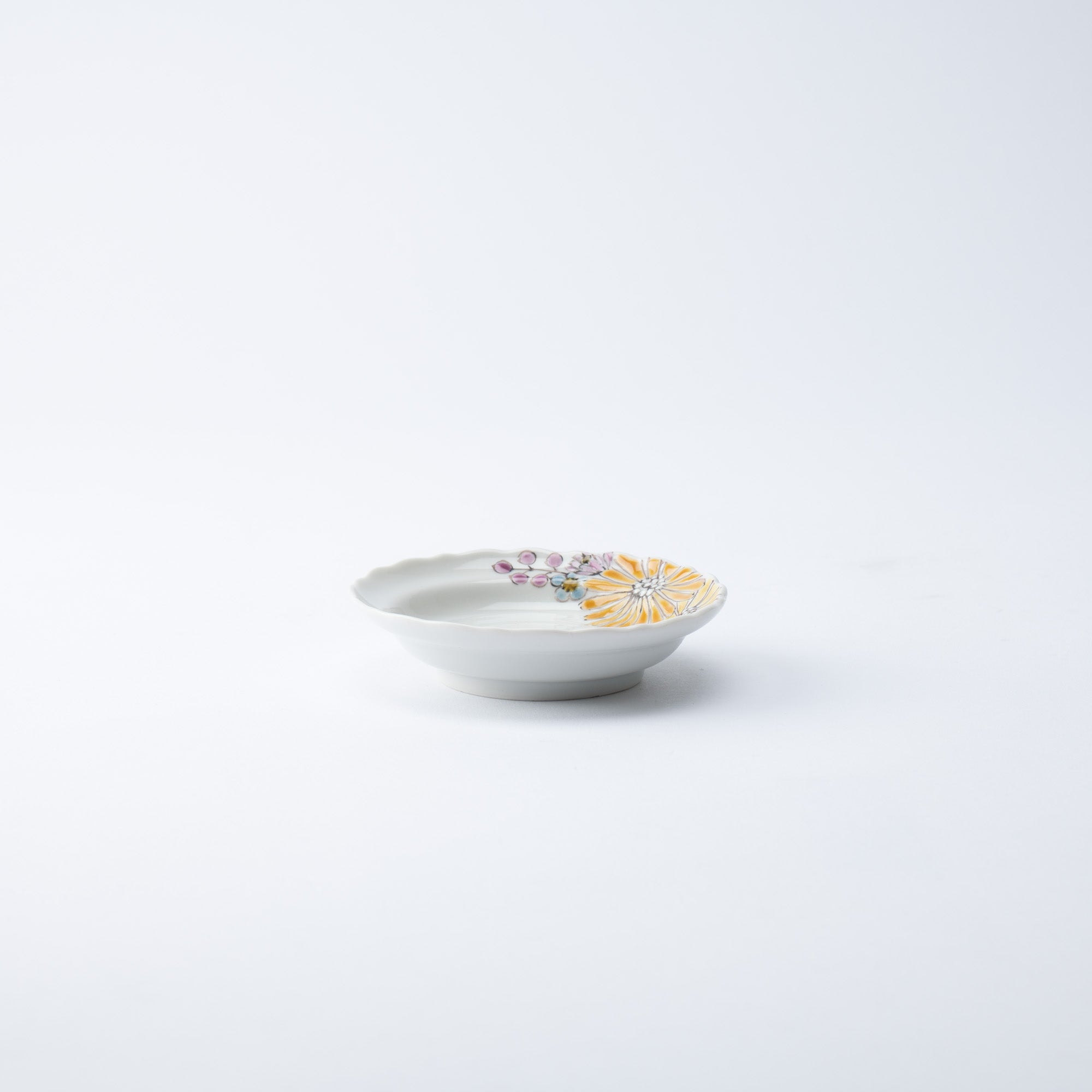 Atelier Yu Brilliant Flower Kutani Sauce Plate - MUSUBI KILN - Quality Japanese Tableware and Gift