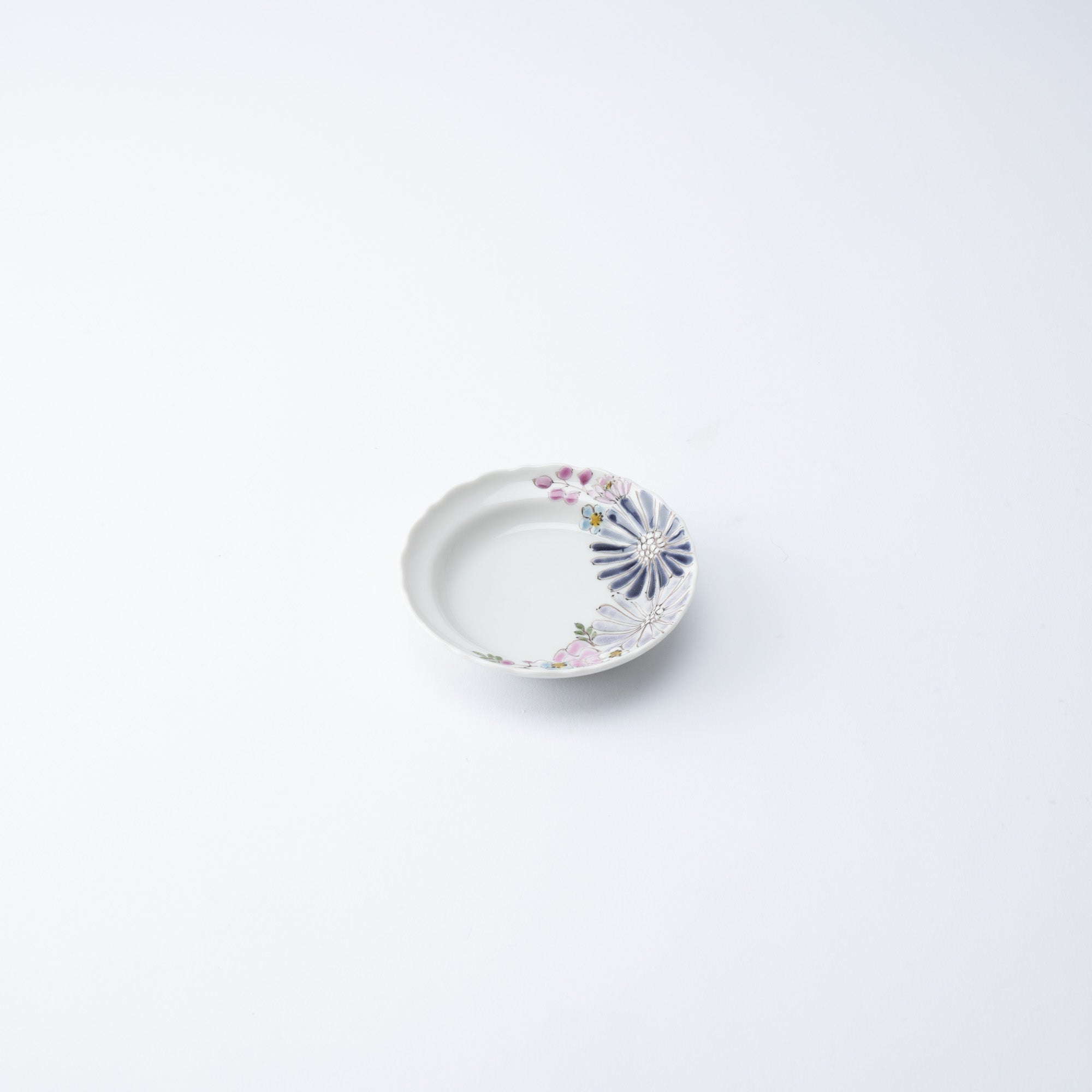 Atelier Yu Brilliant Flower Kutani Sauce Plate - MUSUBI KILN - Quality Japanese Tableware and Gift