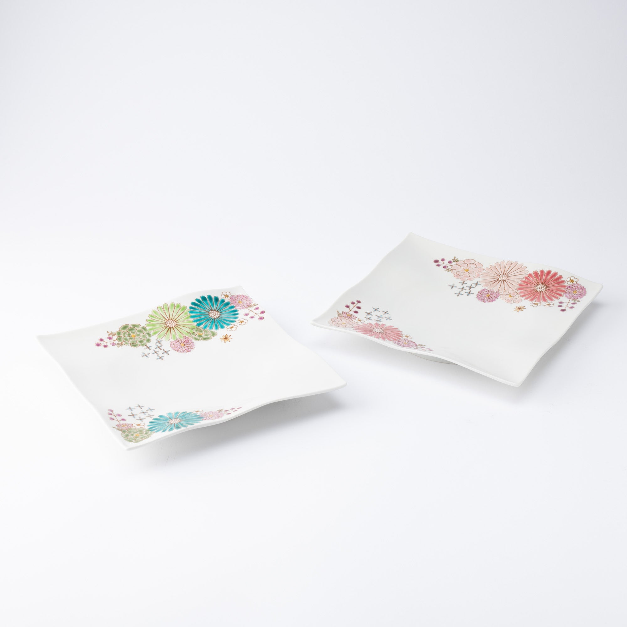 Atelier Yu Brilliant Flower Kutani Square Plate M - MUSUBI KILN - Quality Japanese Tableware and Gift