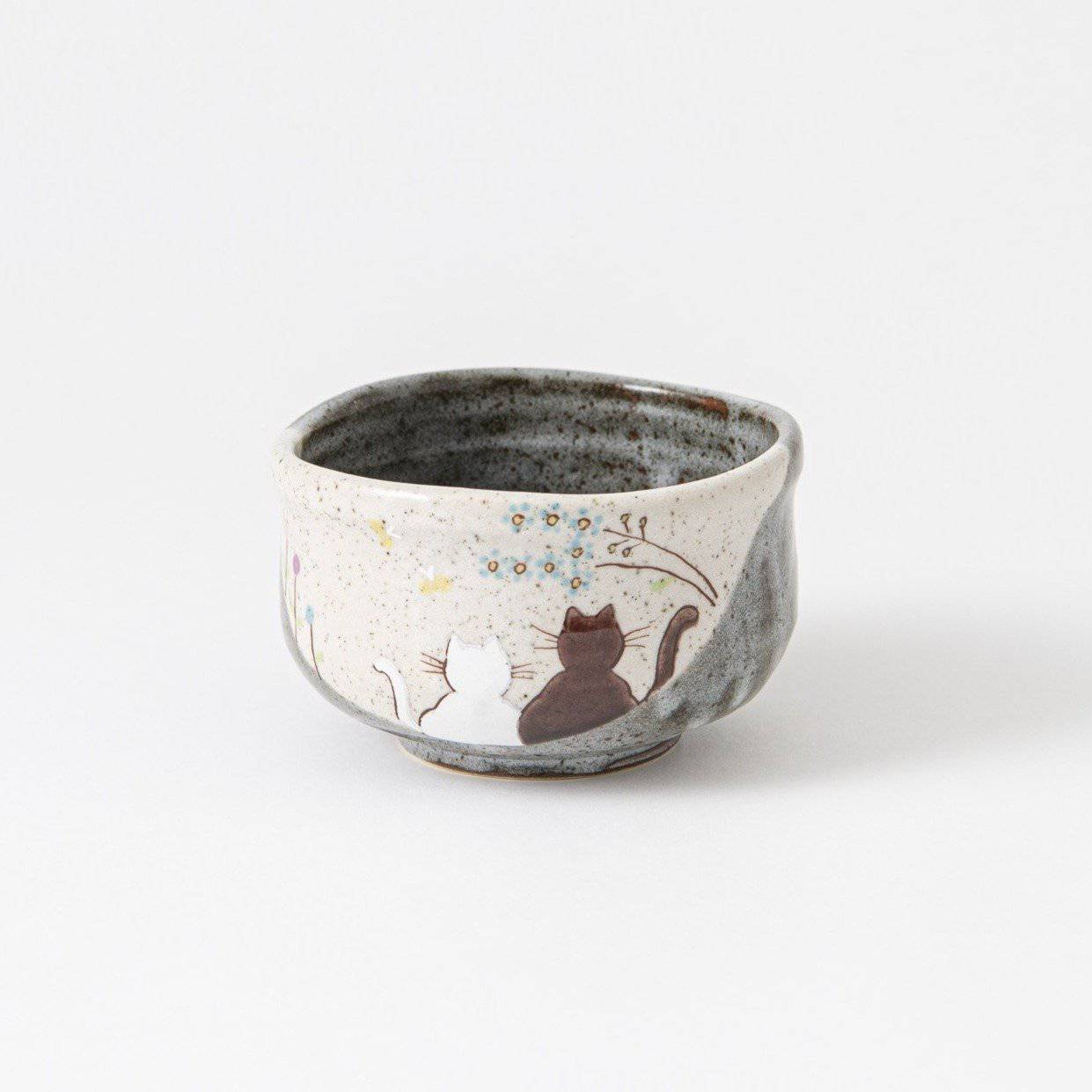 Atelier Yu Cats In Sunny Spot Kutani Matcha Bowl Chawan - MUSUBI KILN - Quality Japanese Tableware and Gift