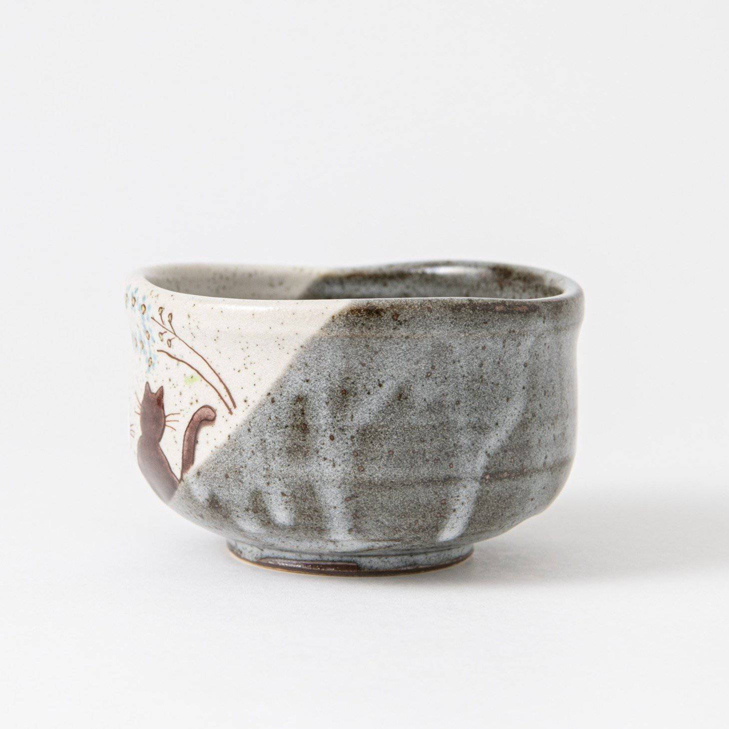 Atelier Yu Cats In Sunny Spot Kutani Matcha Bowl Chawan - MUSUBI KILN - Quality Japanese Tableware and Gift