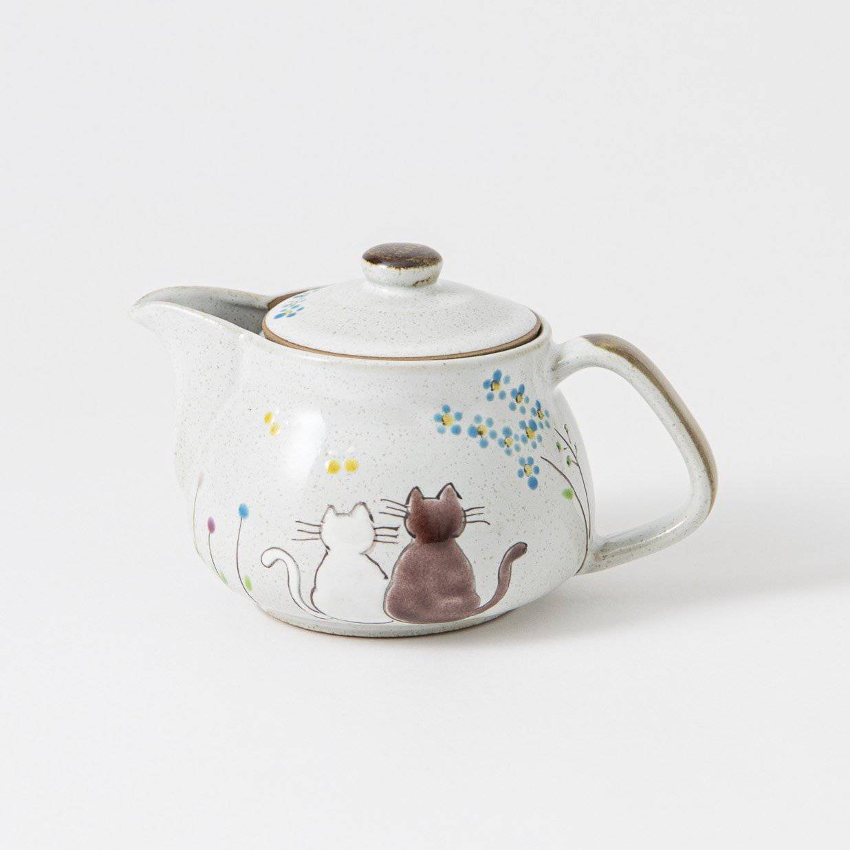 Atelier Yu Cats In Sunny Spot Kutani Teapot 12.2oz(360ml) - MUSUBI KILN - Quality Japanese Tableware and Gift