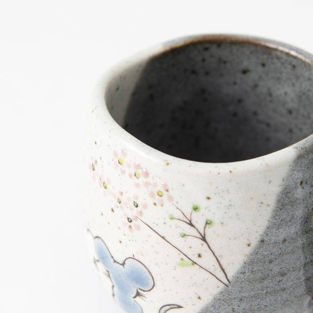 Atelier Yu Mouse in Sunny Spot Kutani Mug - MUSUBI KILN - Quality Japanese Tableware and Gift