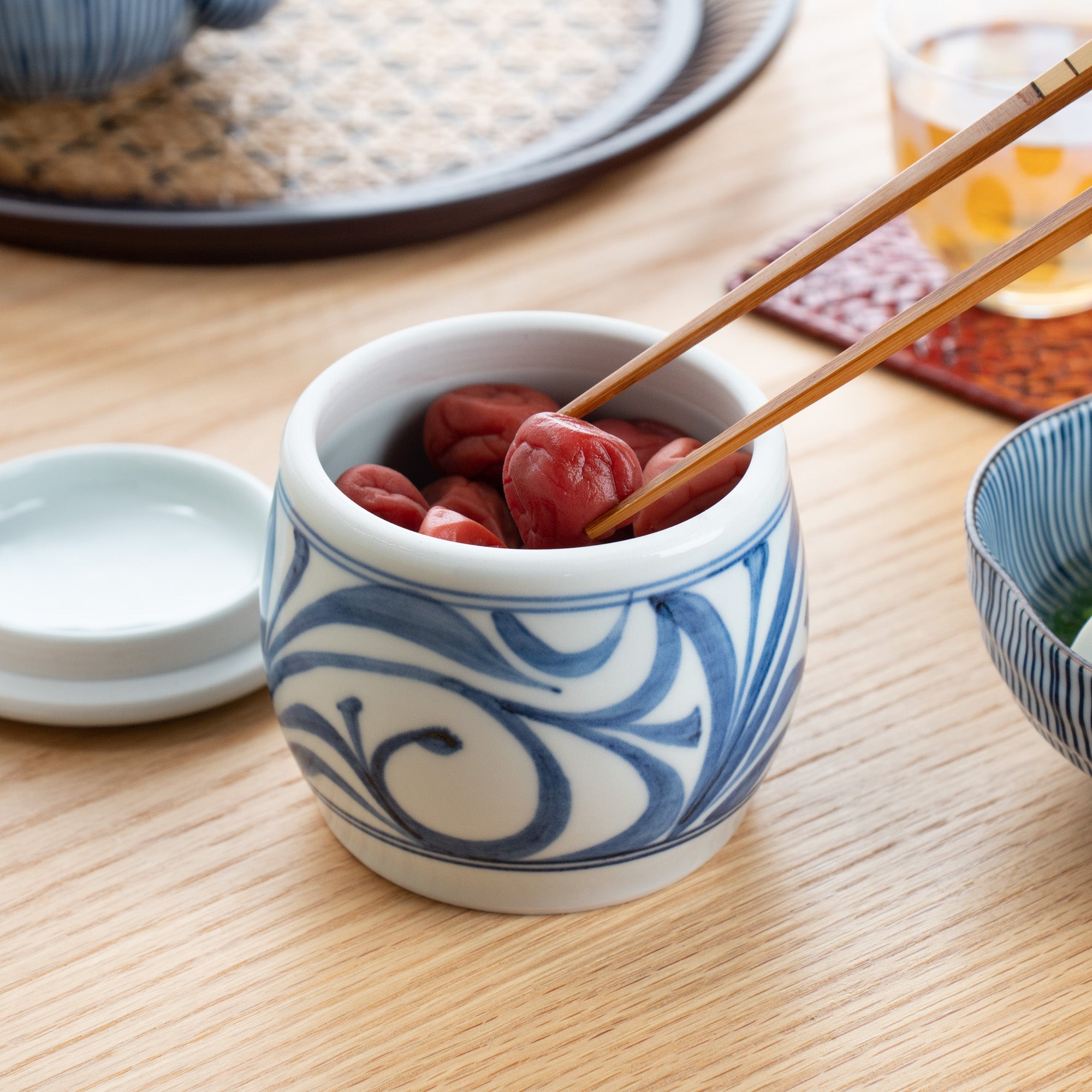 Baizan Kiln Arabesque Tobe Barrel Shaped Spice Container with Lid - MUSUBI KILN - Quality Japanese Tableware and Gift