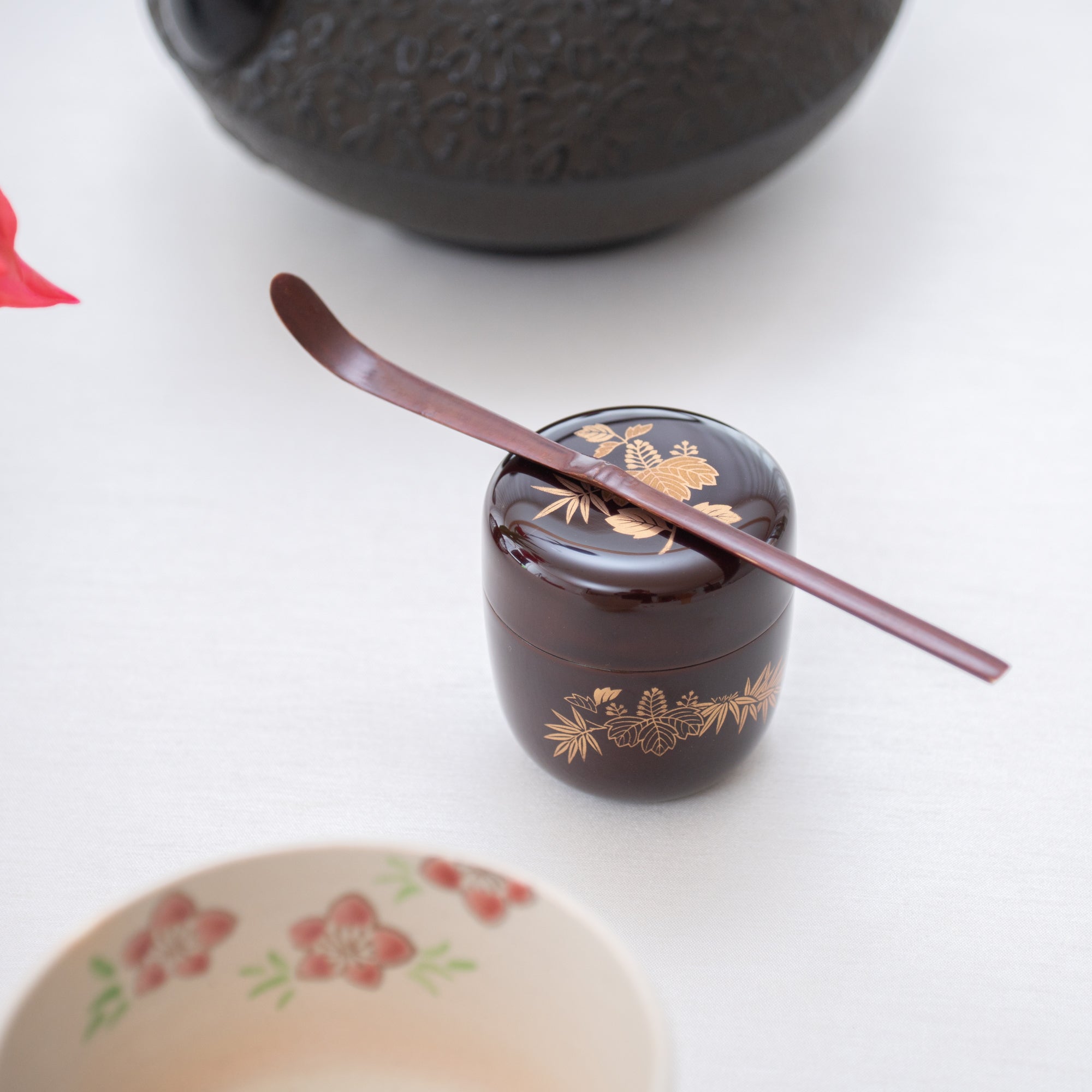 Bamboo Grass and Paulownia Yamanaka Lacquerware Natsume Matcha Container - MUSUBI KILN - Quality Japanese Tableware and Gift