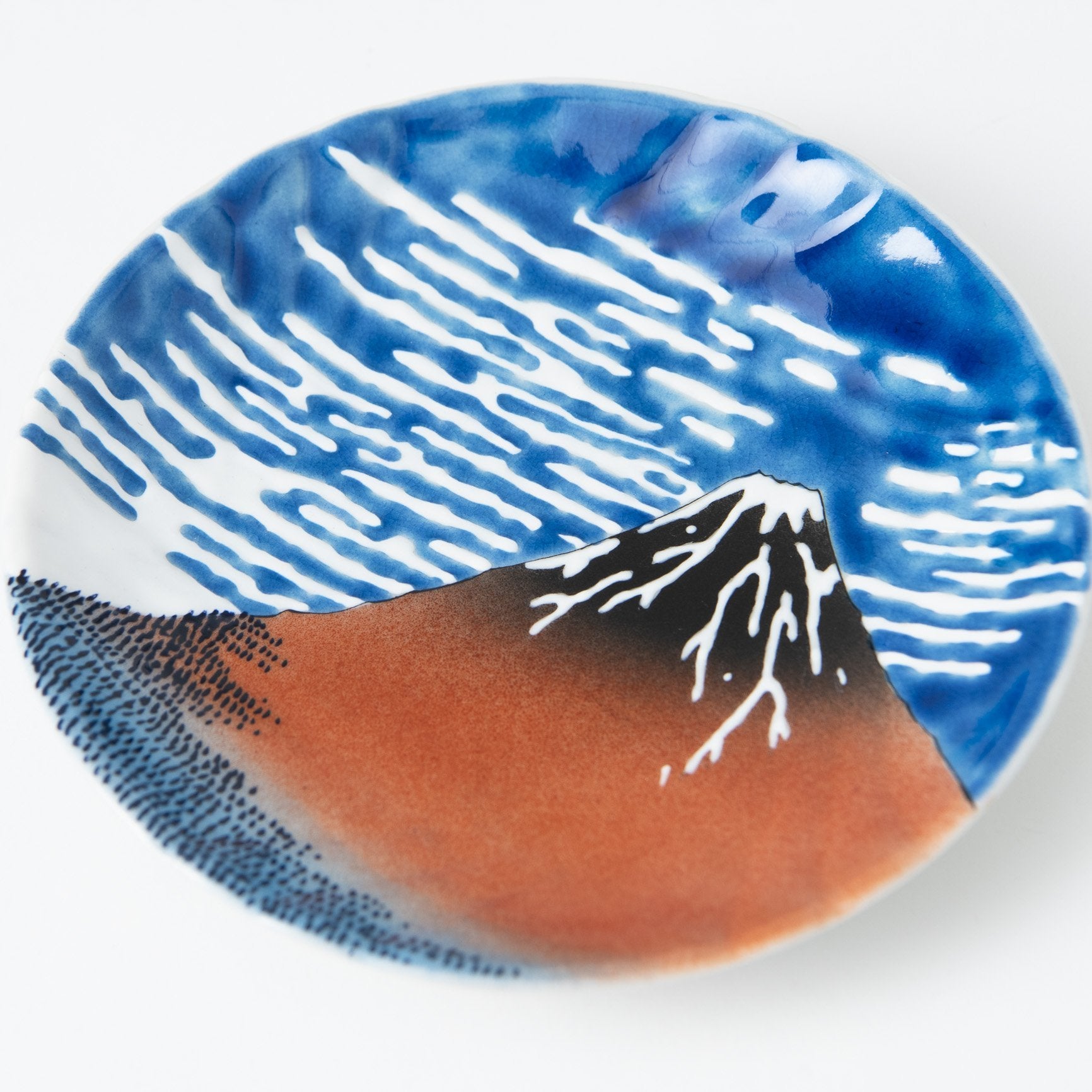 Bizan Kiln Hokusai Fuji Kutani Round Plate - MUSUBI KILN - Quality Japanese Tableware and Gift