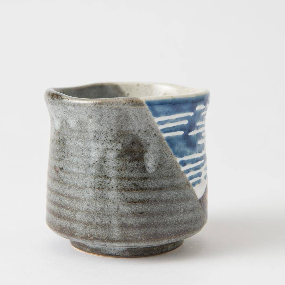 Bizan Kiln Hokusai Fuji Kutani Yunomi Japanese Teacup - MUSUBI KILN - Quality Japanese Tableware and Gift