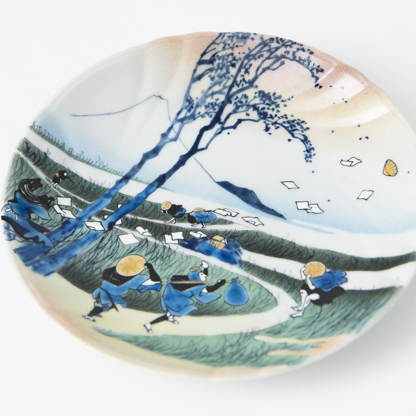 Bizan Kiln Hokusai Sunshu Ejiri Kutani Round Plate - MUSUBI KILN - Quality Japanese Tableware and Gift