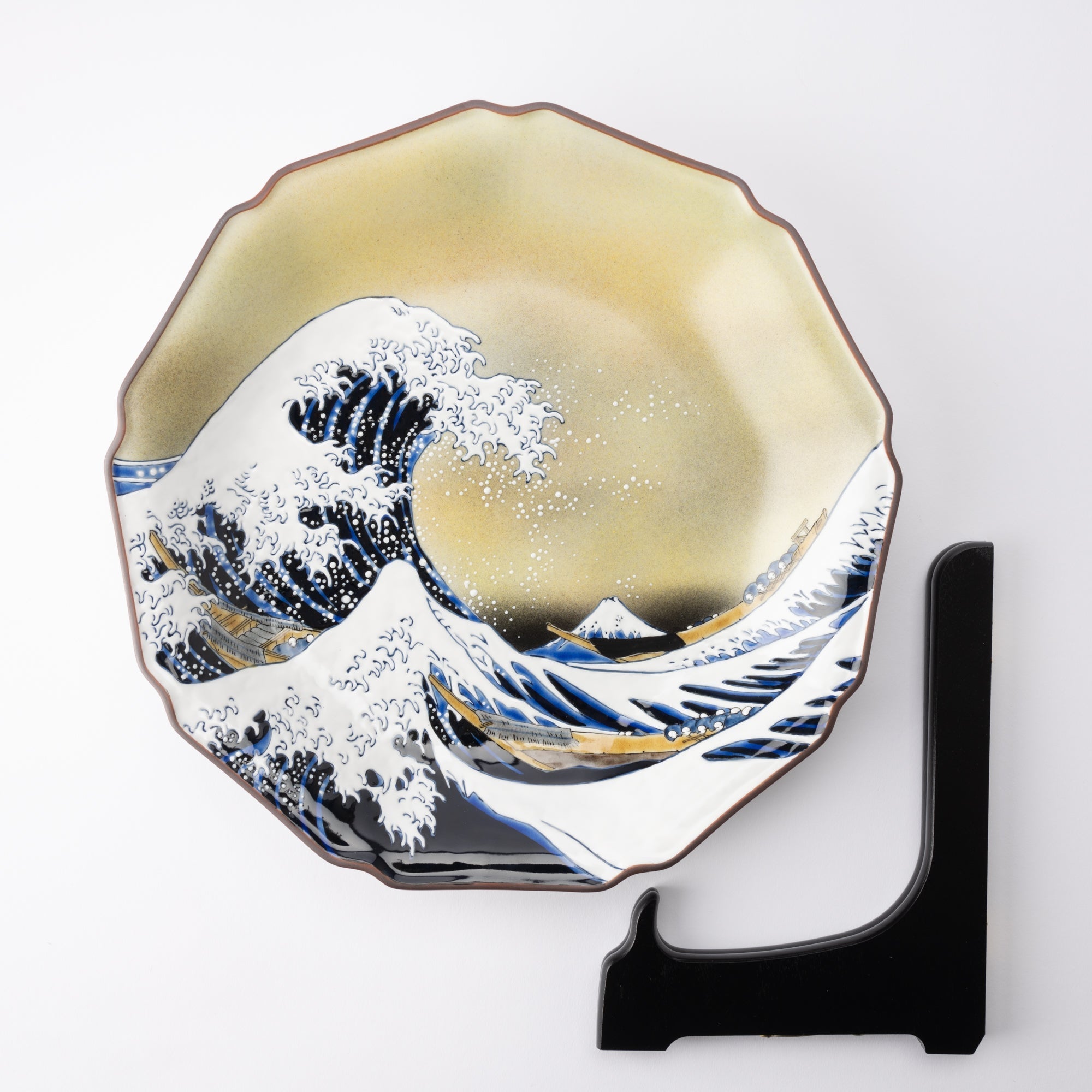 Bizan Kiln Hokusai Wave Kutani Decorative Plate Large - MUSUBI KILN - Quality Japanese Tableware and Gift