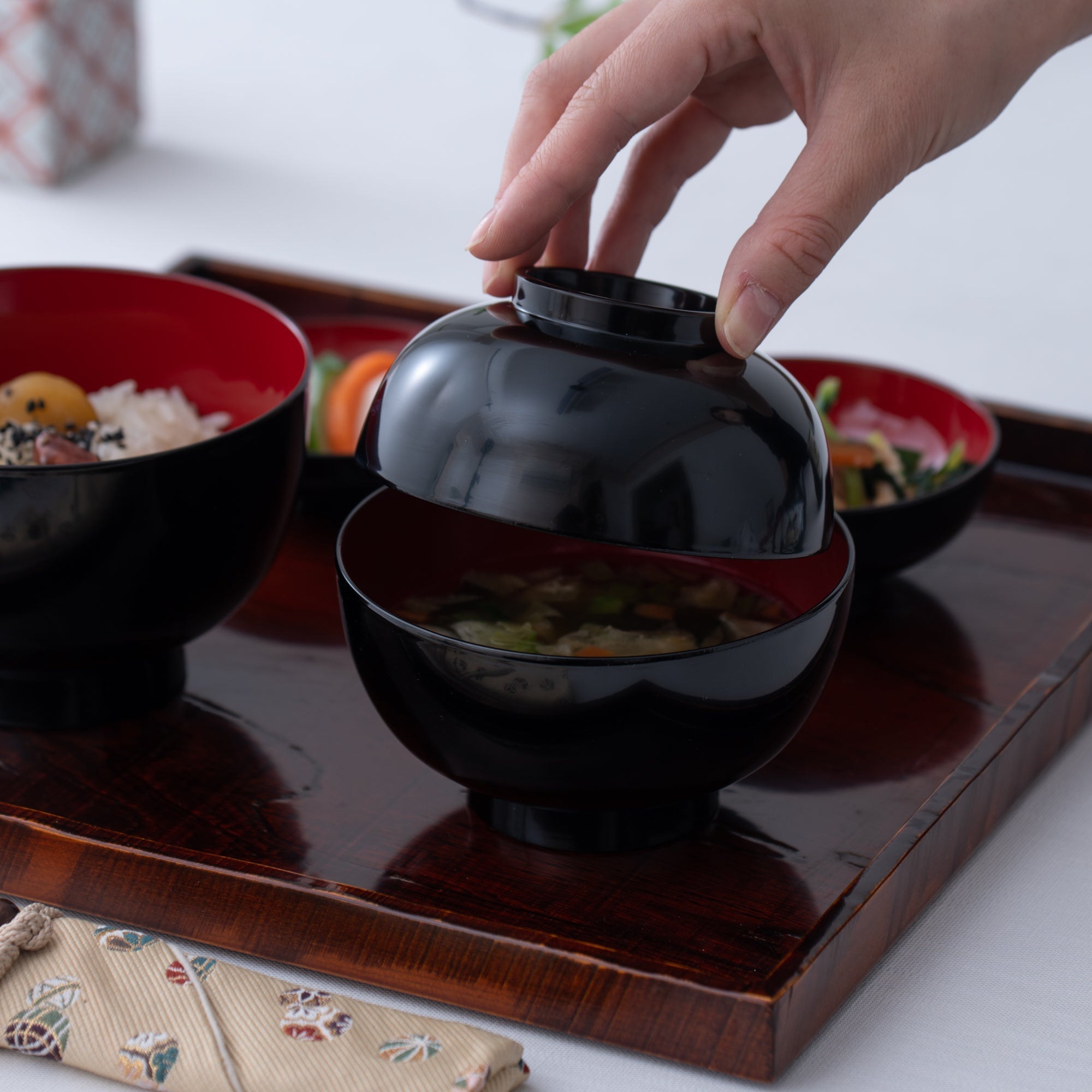 Black and Red Lacquer Yamanaka Lacquerware Oryoki Bowl Set - MUSUBI KILN - Quality Japanese Tableware and Gift