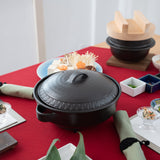 Black Banko Donabe Japanese Clay Pot for 3 to 4 persons - MUSUBI KILN - Quality Japanese Tableware and Gift