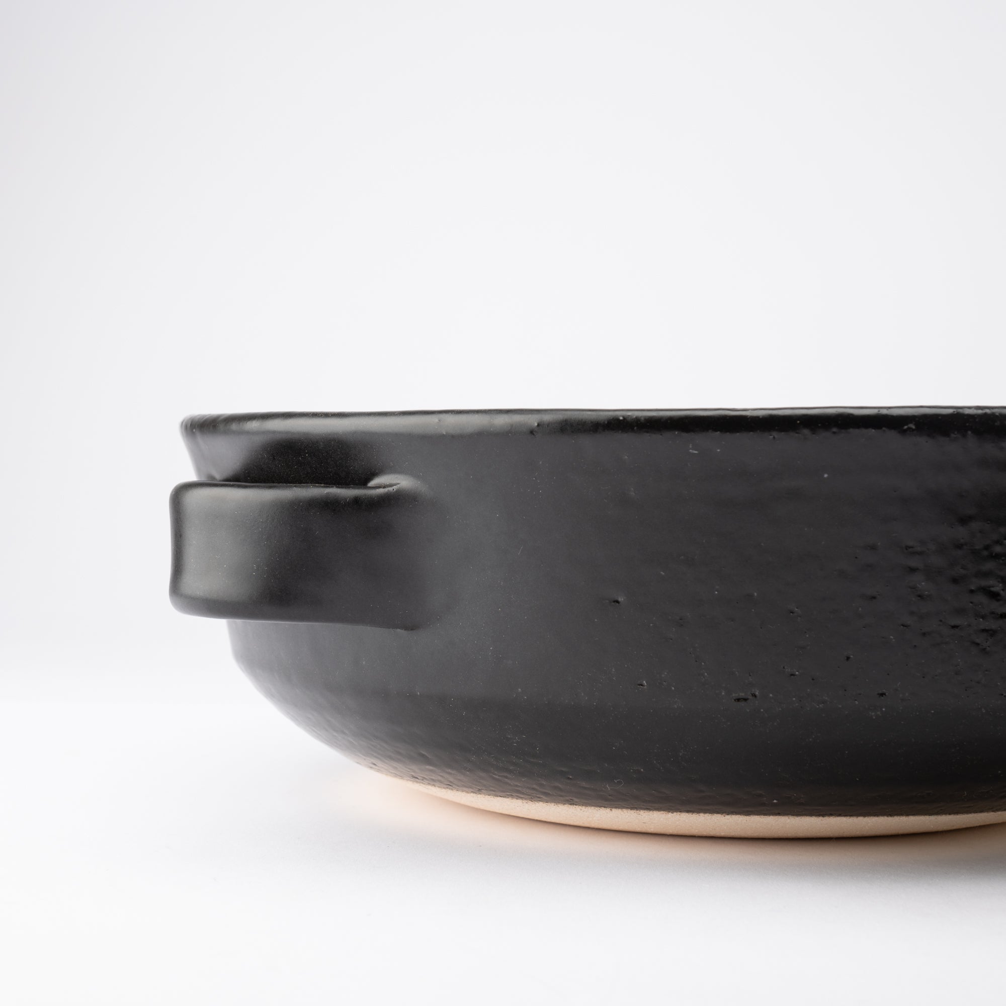 Black Banko Donabe Japanese Clay Pot for 3 to 4 persons - MUSUBI KILN - Quality Japanese Tableware and Gift