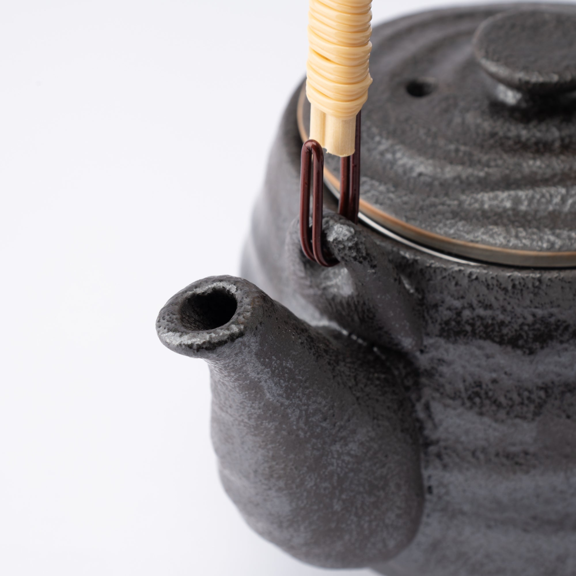 Black Mino Ware Japanese Teapot 20.3oz (600ml) - MUSUBI KILN - Quality Japanese Tableware and Gift