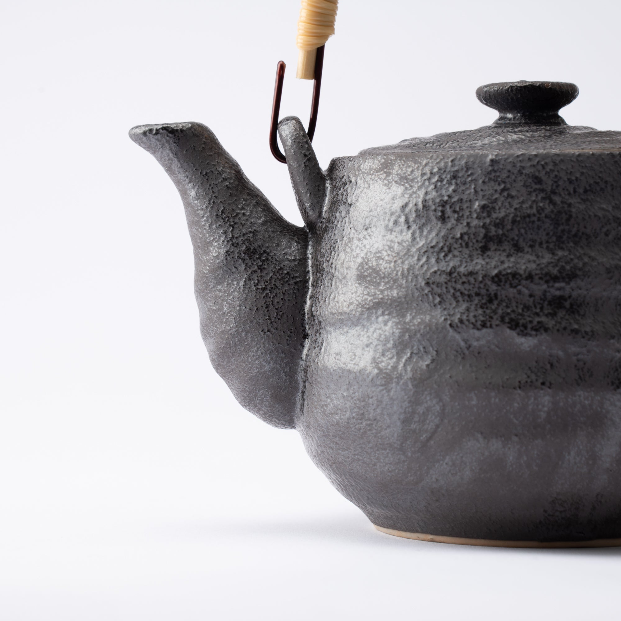 Black Mino Ware Japanese Teapot 20.3oz (600ml) - MUSUBI KILN - Quality Japanese Tableware and Gift