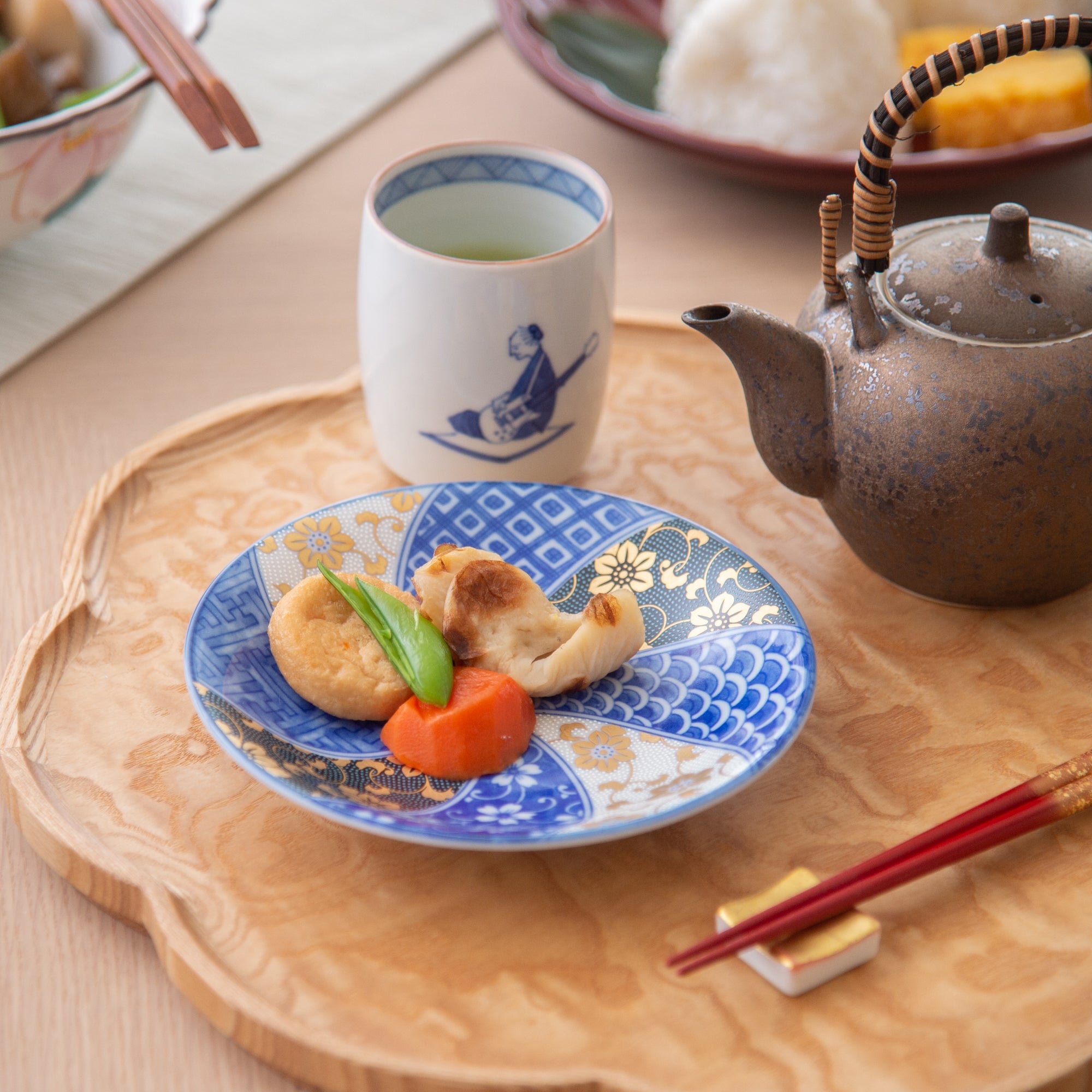 Blue Clematis Kutani Round Plate Set - MUSUBI KILN - Quality Japanese Tableware and Gift